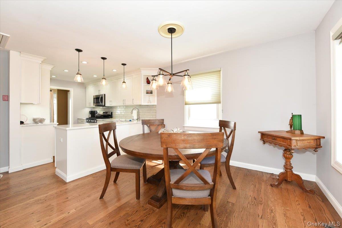 11 Glenda Drive Property Photo 12