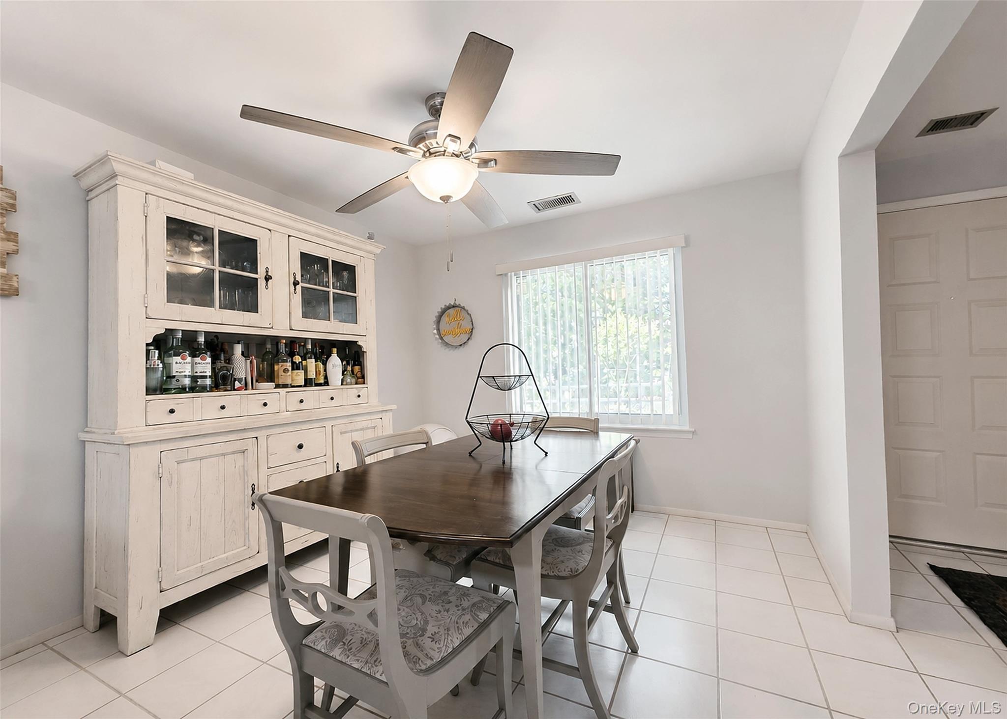 937 Skyline Drive Property Photo 6