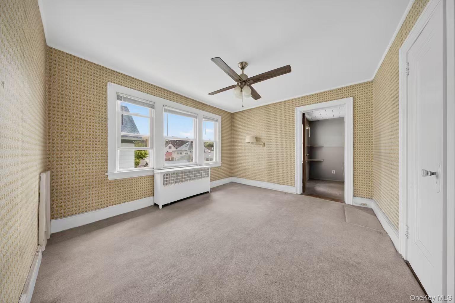 35-38 169th Street Property Photo 18