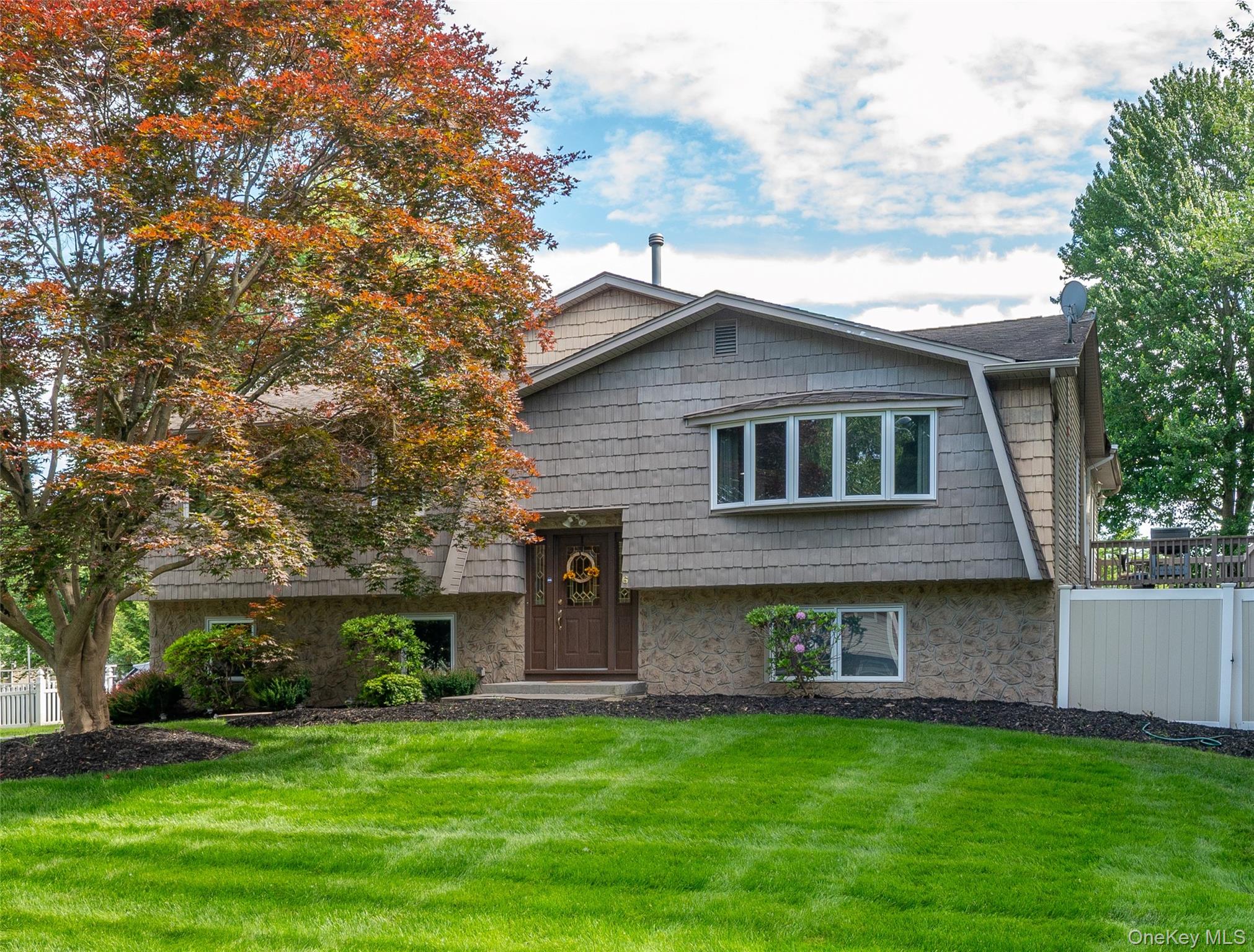 6 Barry Court Property Photo 1