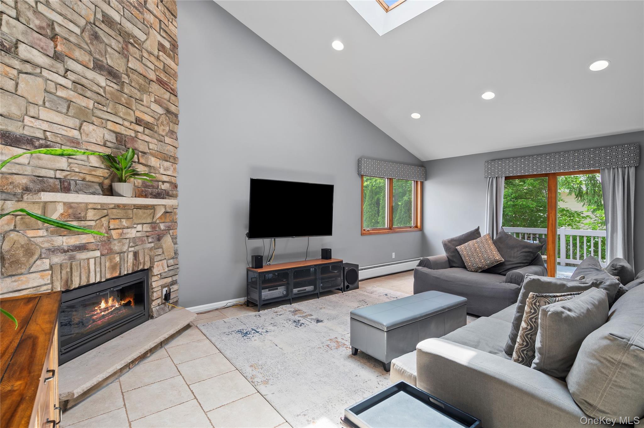 6 Barry Court Property Photo 7