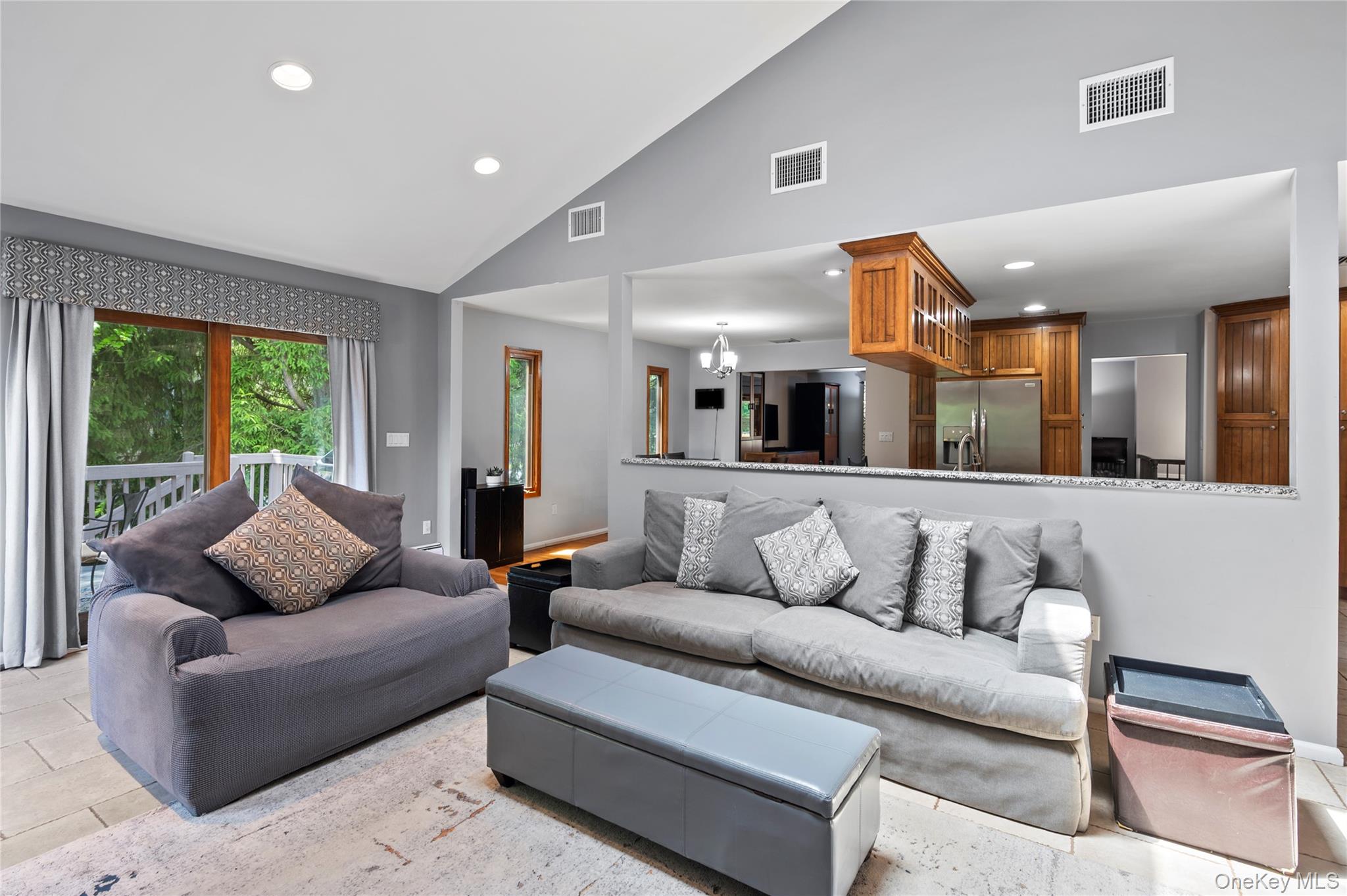 6 Barry Court Property Photo 9