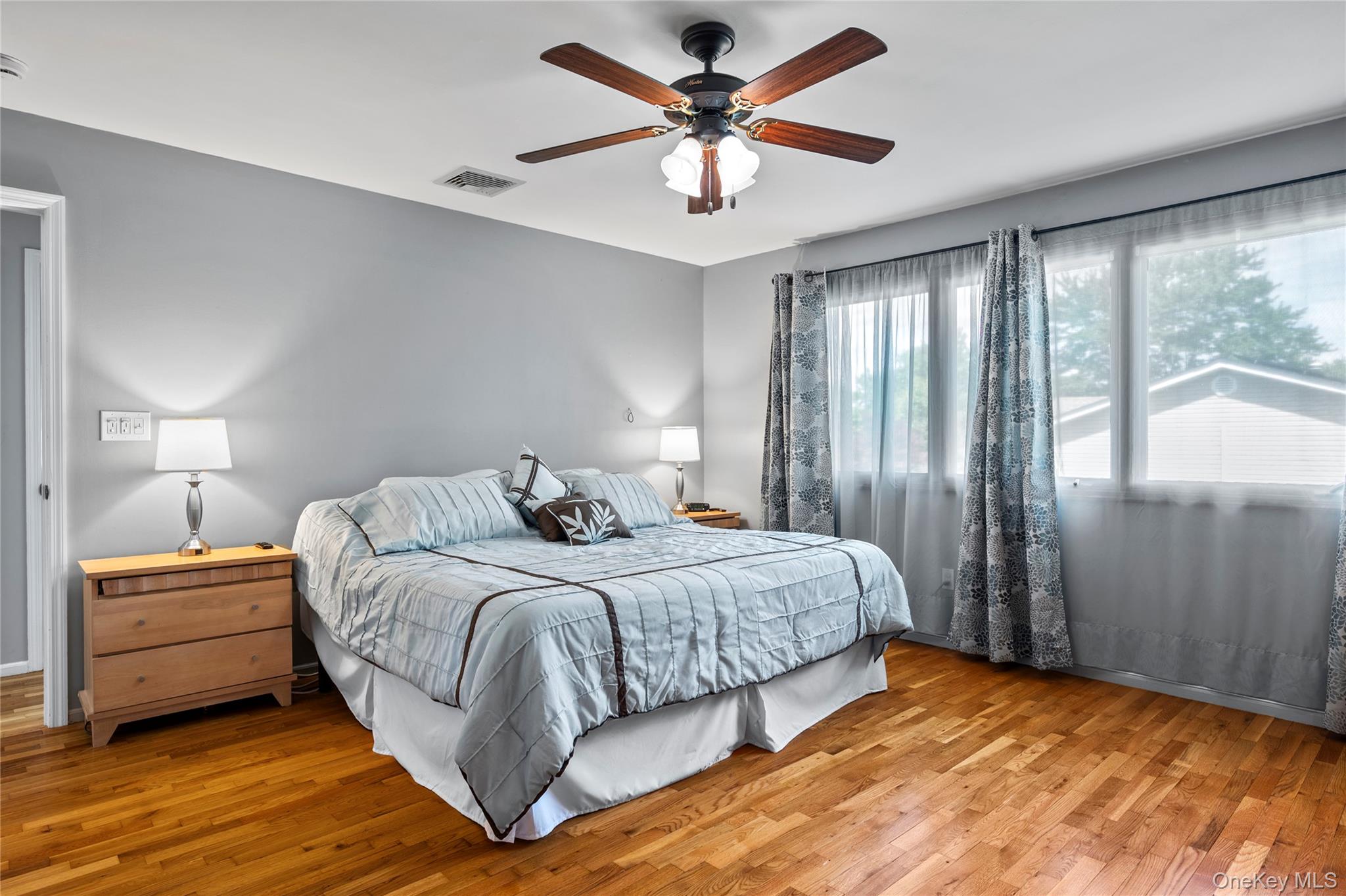 6 Barry Court Property Photo 12