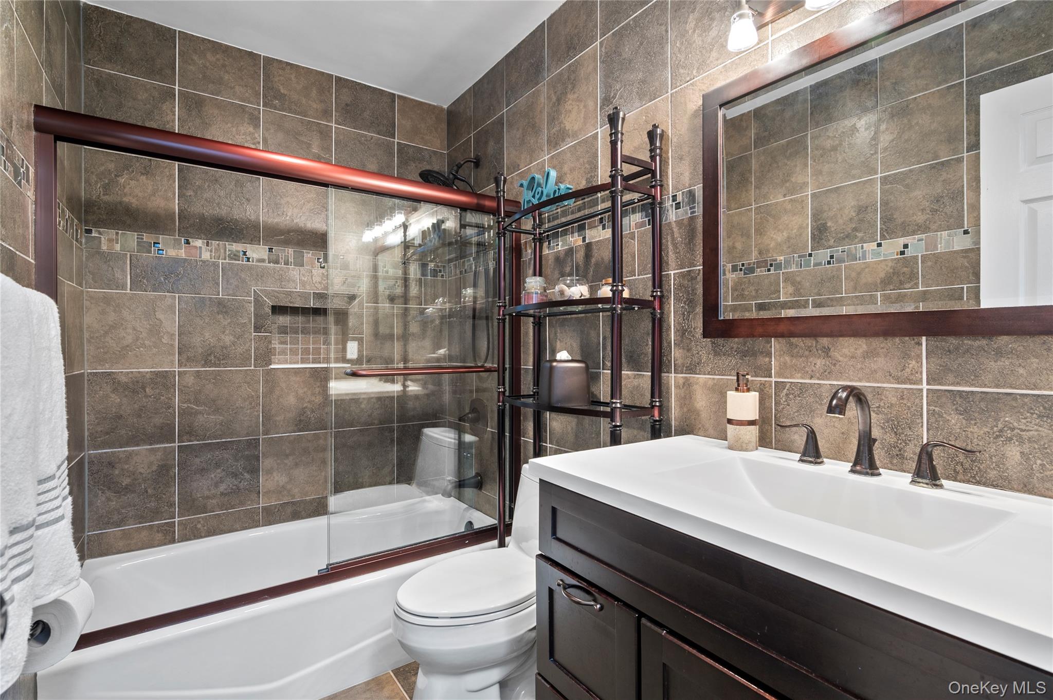 6 Barry Court Property Photo 15