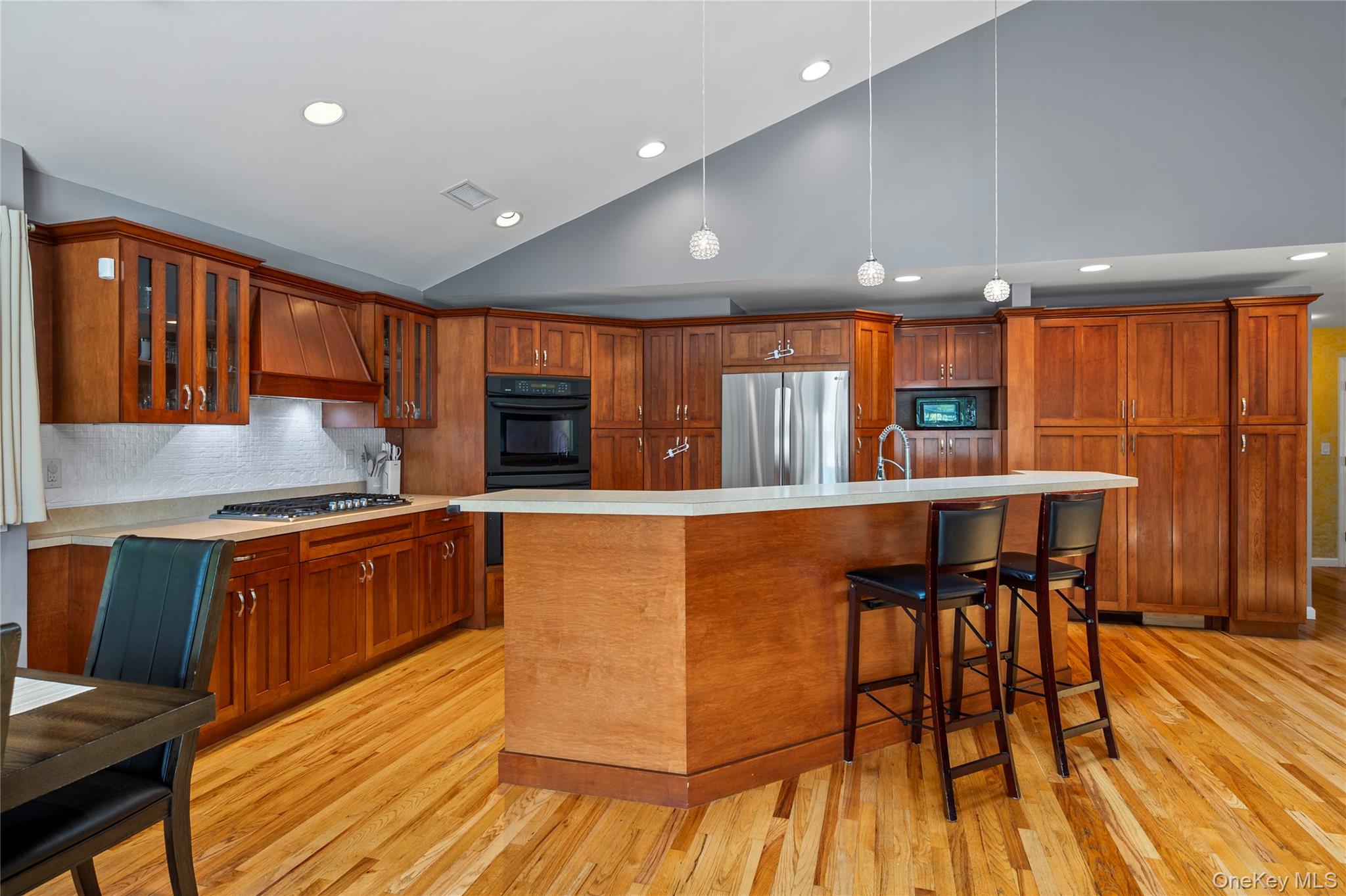 6 Barry Court Property Photo 27