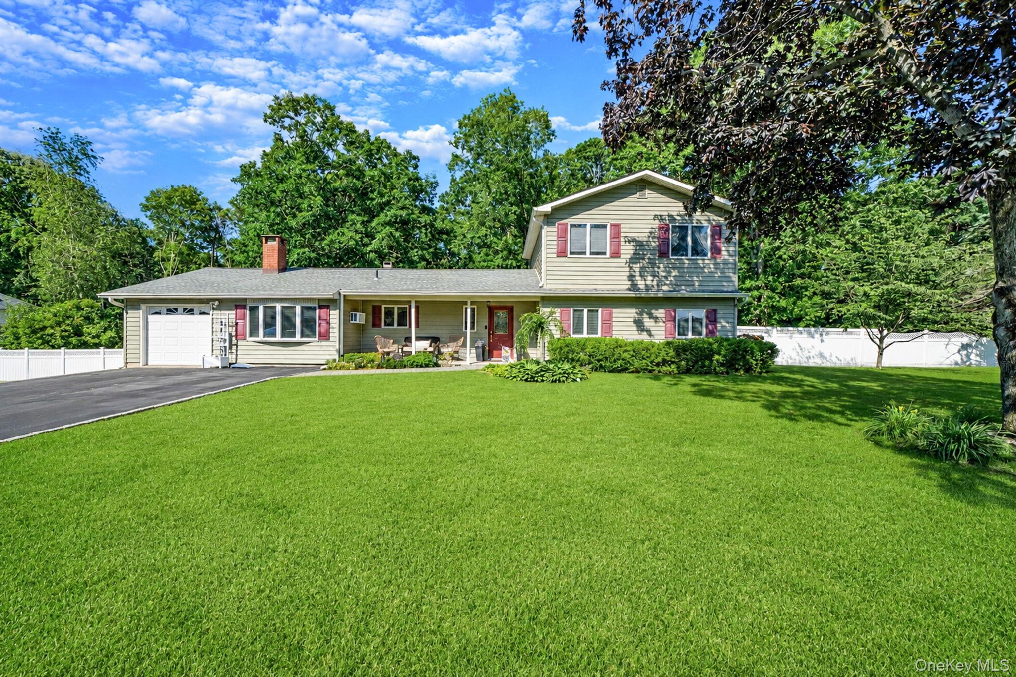 47 Fox Lane Property Photo 1