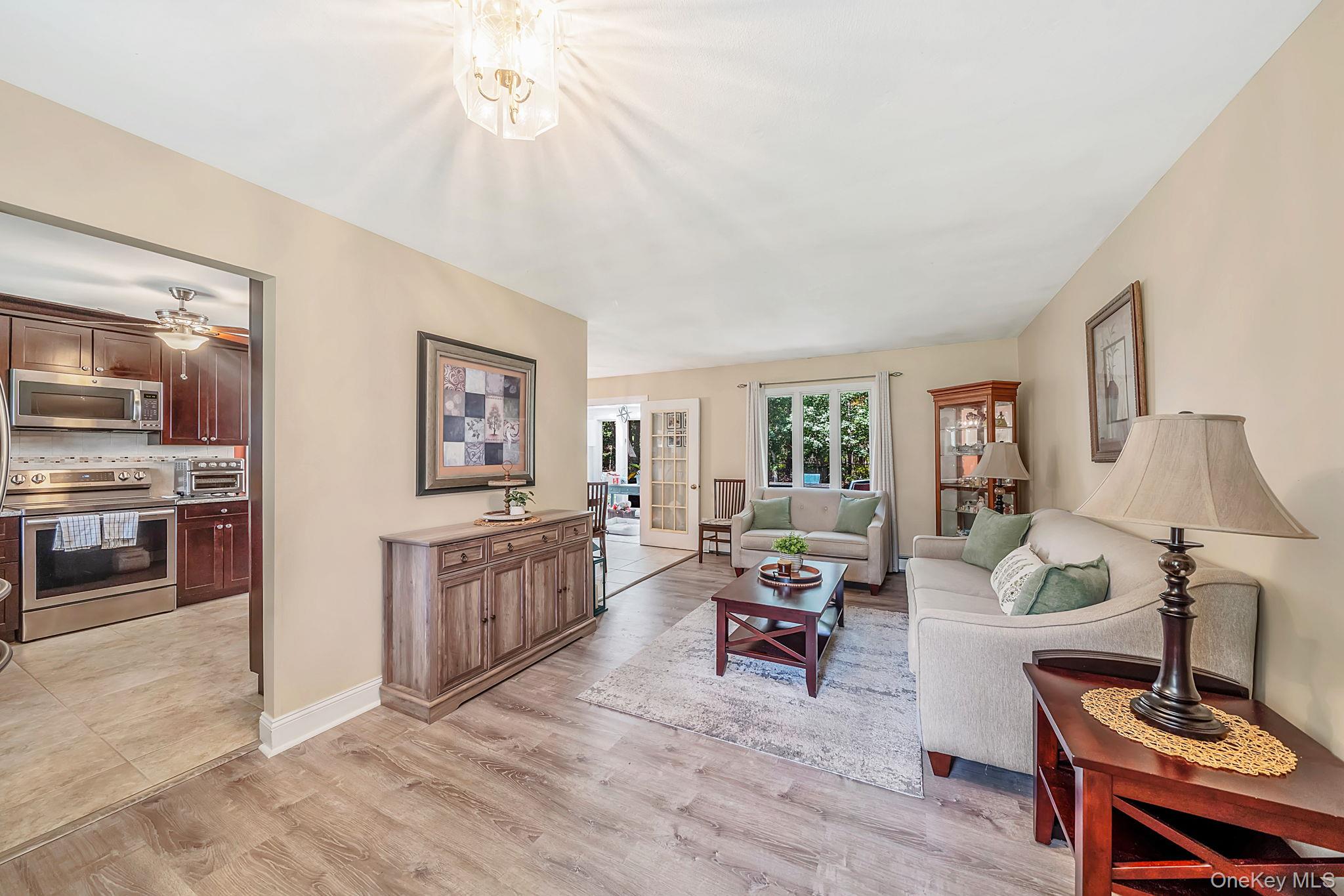 47 Fox Lane Property Photo 3