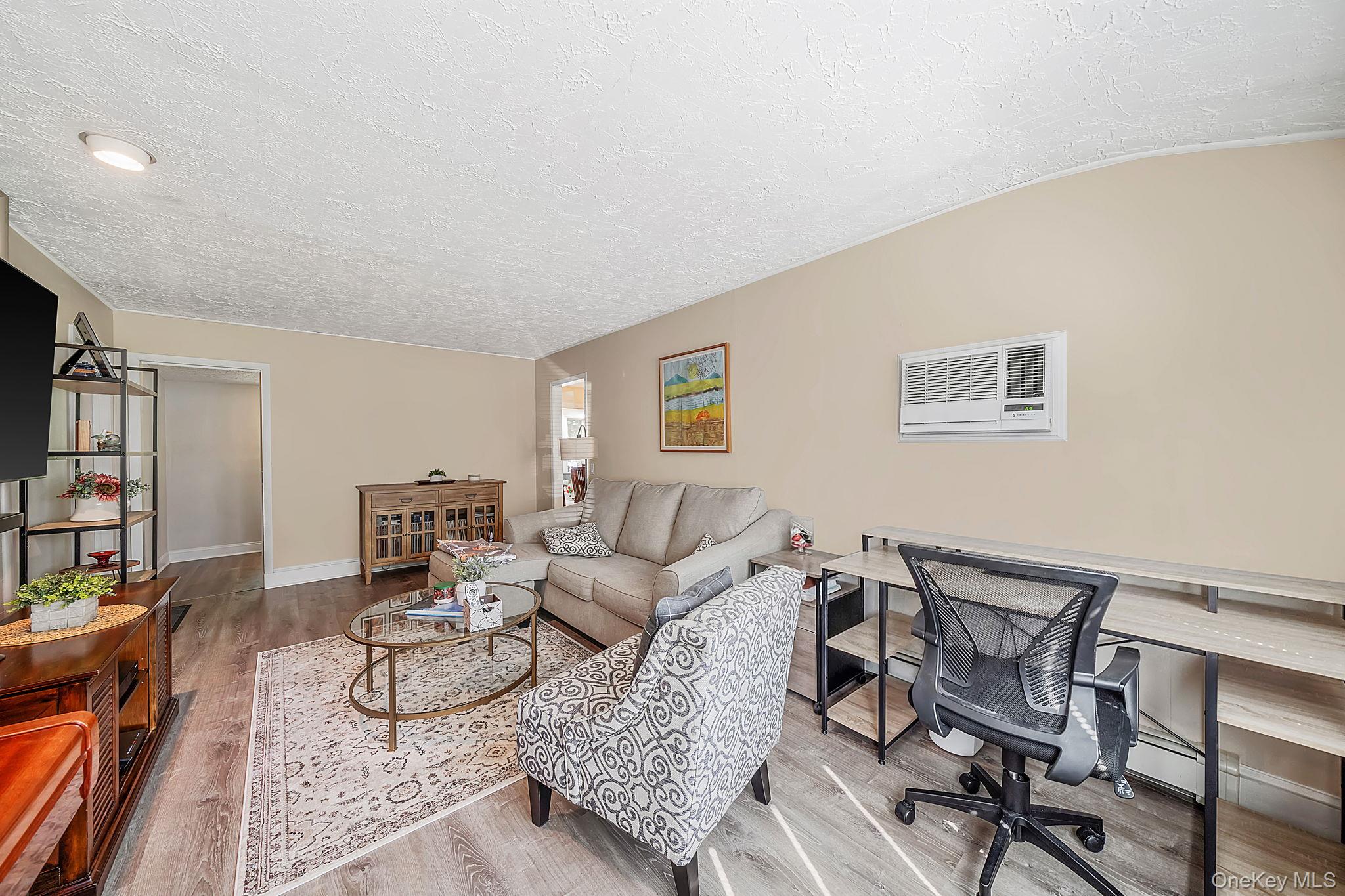 47 Fox Lane Property Photo 14