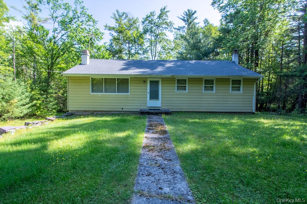 810 Ulster Heights Road Property Photo 1