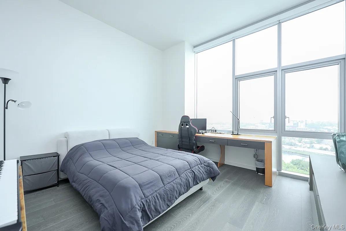 133-36 37th Avenue Ph3b Property Photo 7