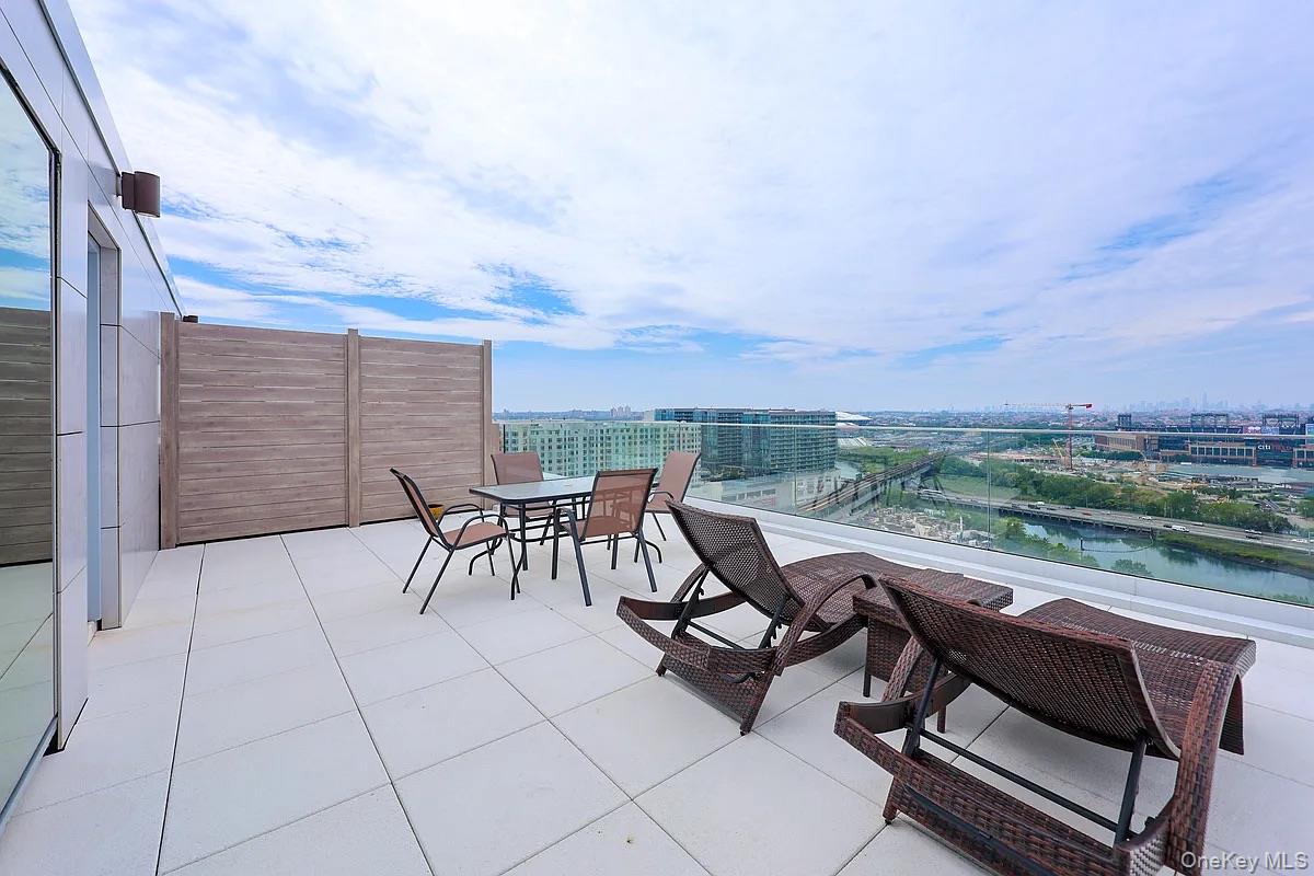 133-36 37th Avenue Ph3b Property Photo 16