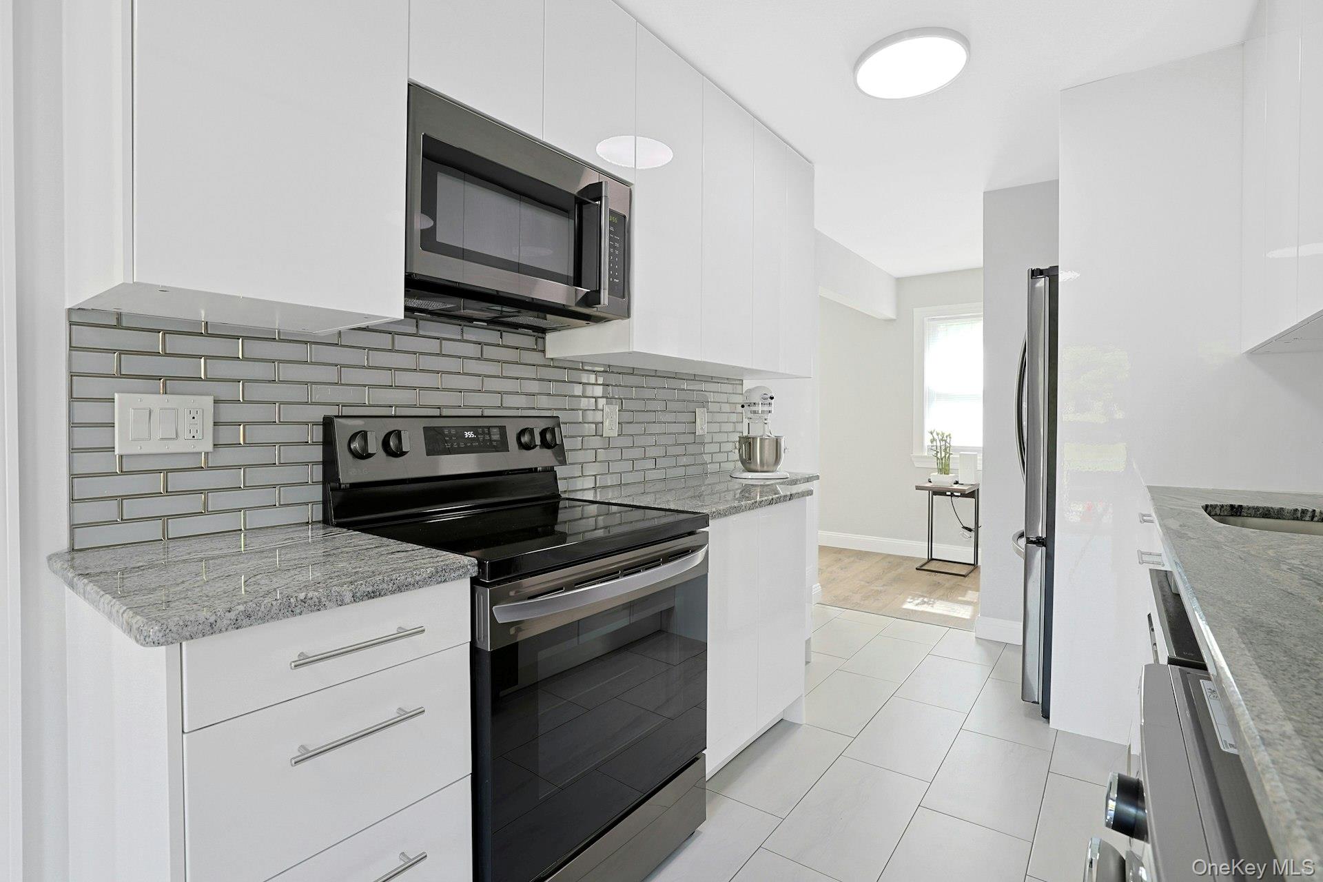 6 Crescent Drive 23 Property Photo 10