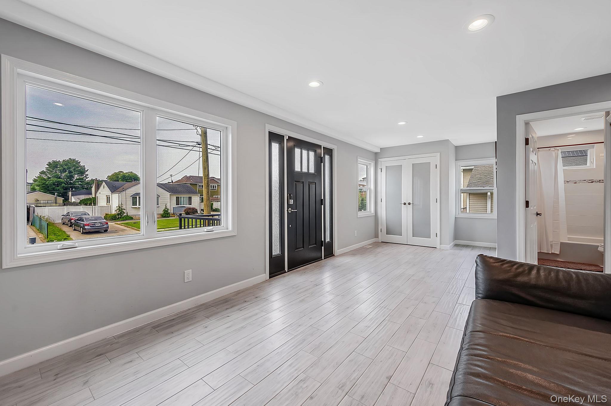 25 E Seacrest Avenue Property Photo 18