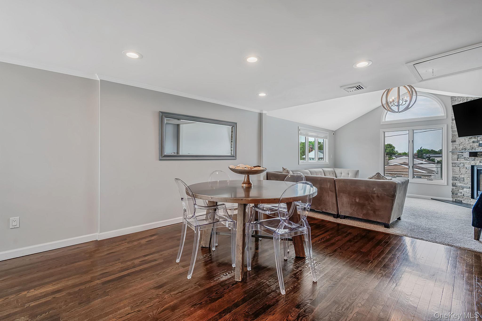25 E Seacrest Avenue Property Photo 23