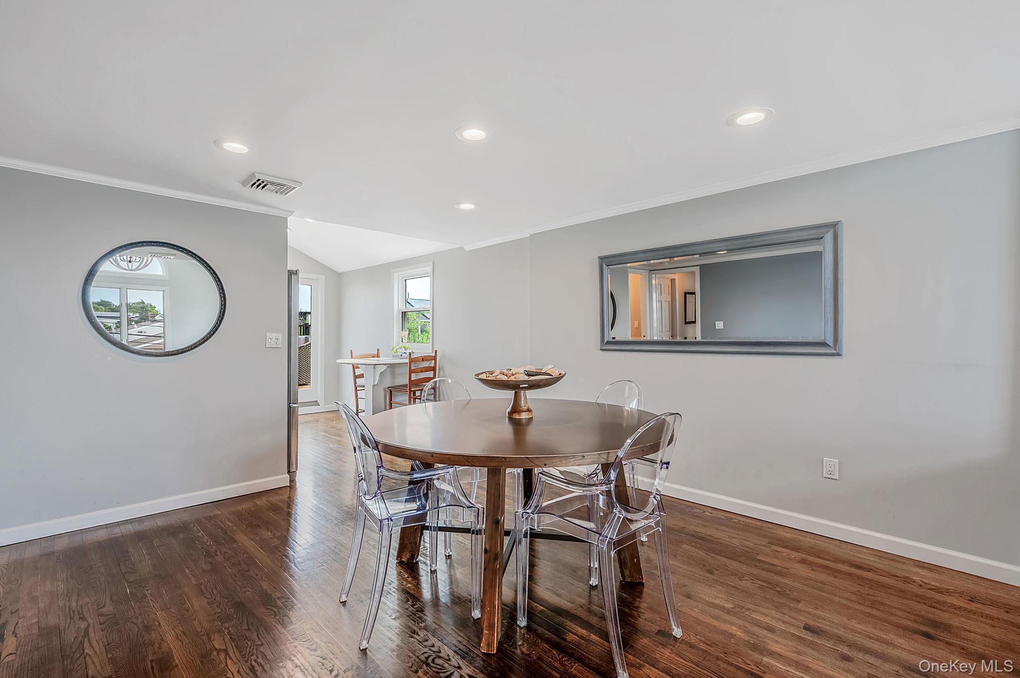 25 E Seacrest Avenue Property Photo 25