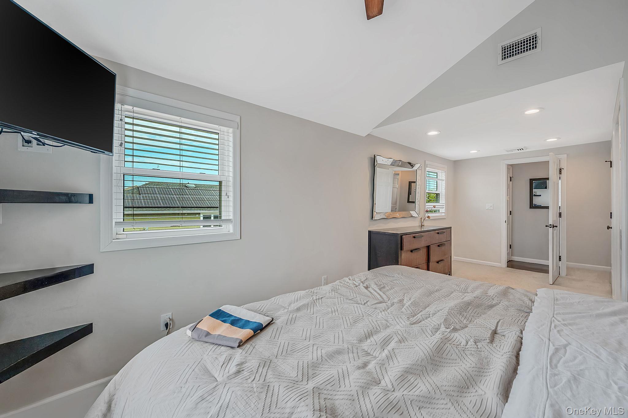 25 E Seacrest Avenue Property Photo 30