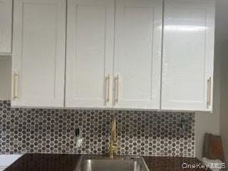2304 Strauss Street 3 Property Photo 6