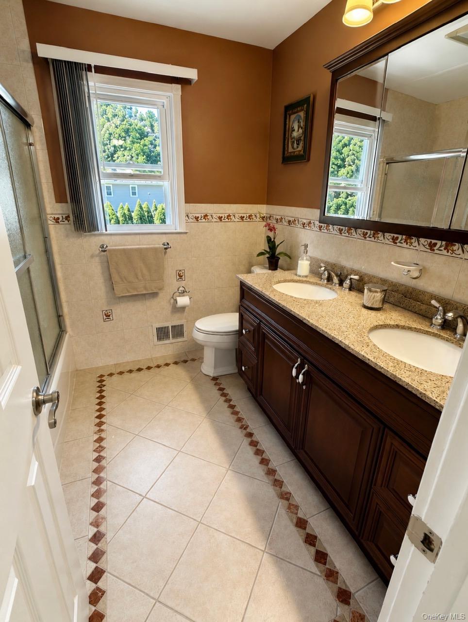 249 Washington Avenue Property Photo 11