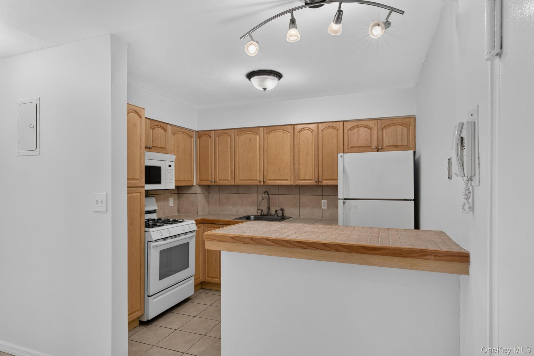 175 Archer Street 4a Property Photo 7
