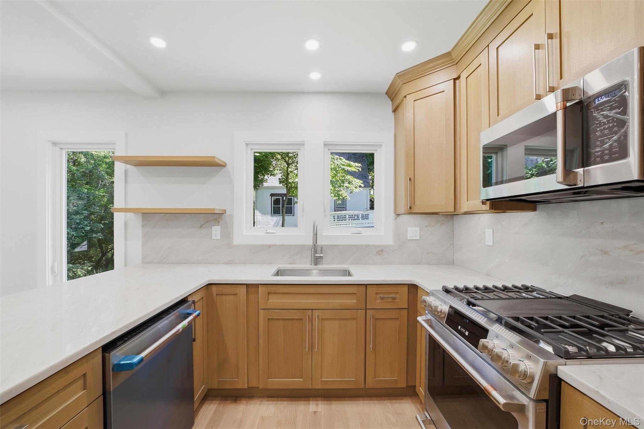 42 Euclid Avenue Property Photo 8