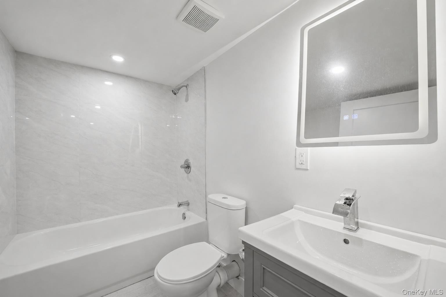 42 Euclid Avenue Property Photo 21