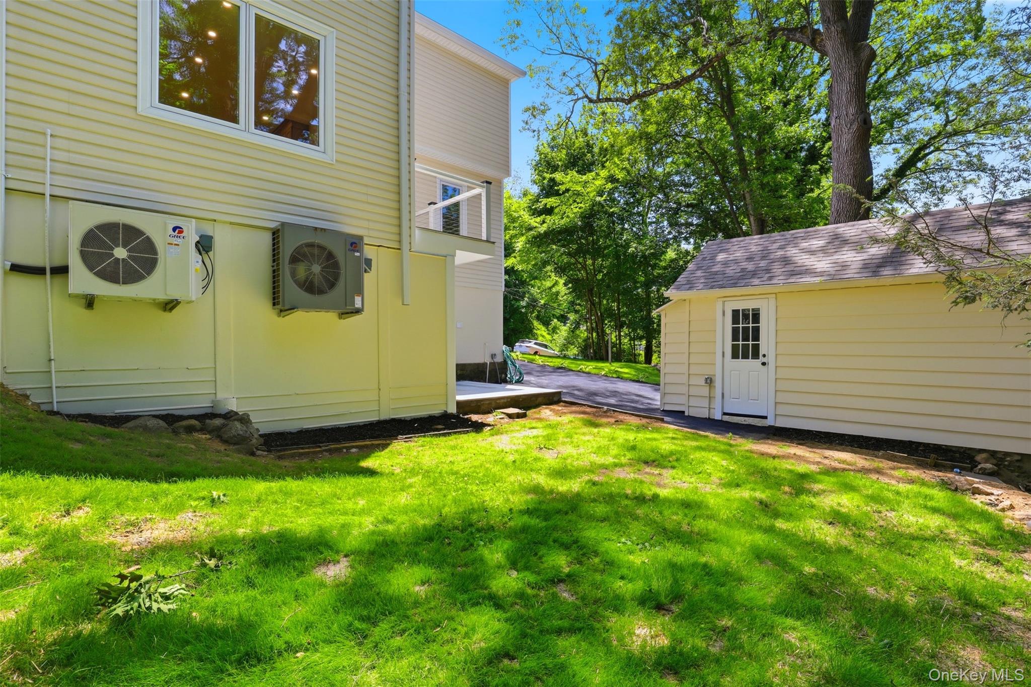 42 Euclid Avenue Property Photo 25