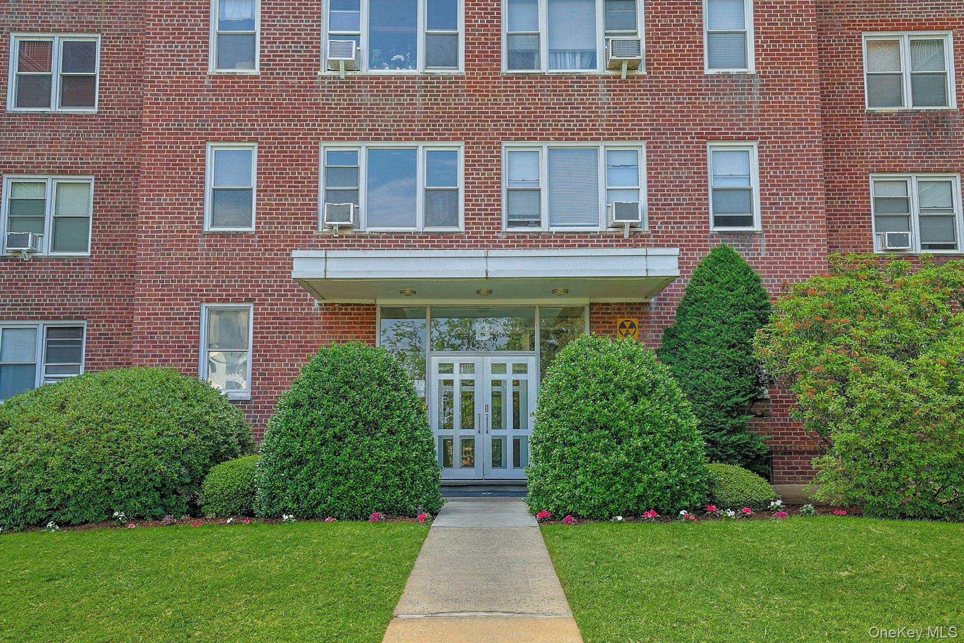 1255 North Avenue B-4j Property Photo 2