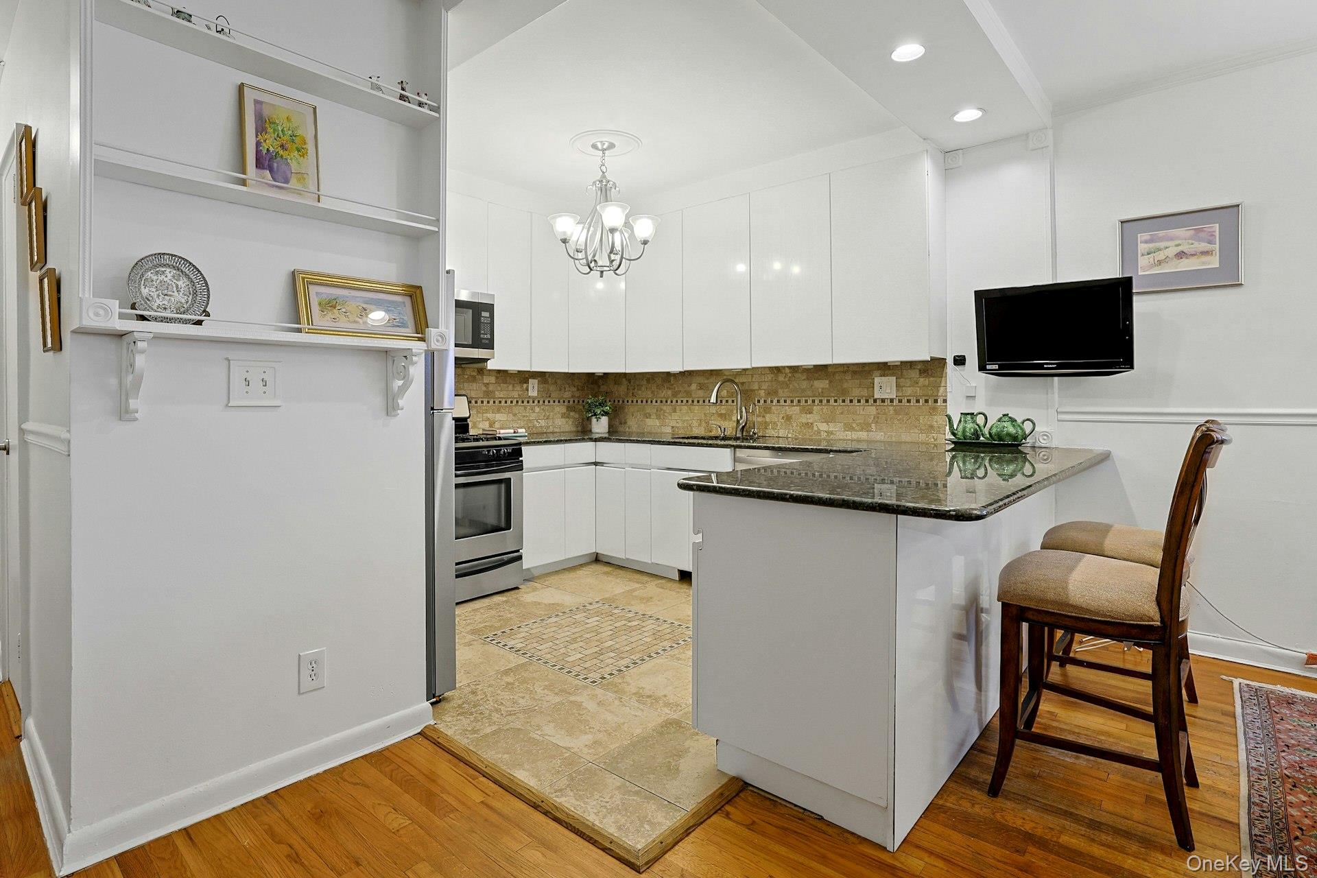 1255 North Avenue B-4j Property Photo 5