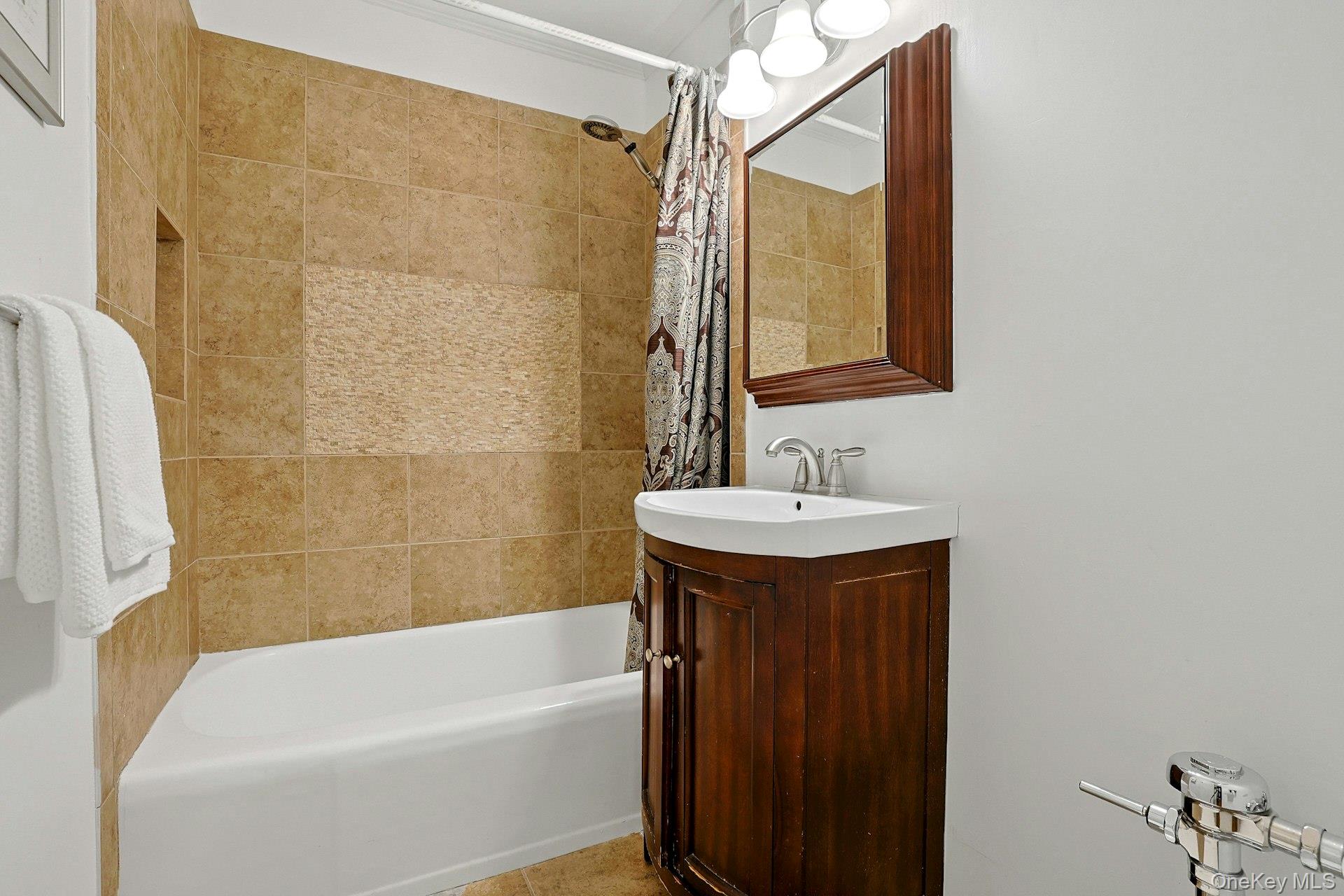 1255 North Avenue B-4j Property Photo 19
