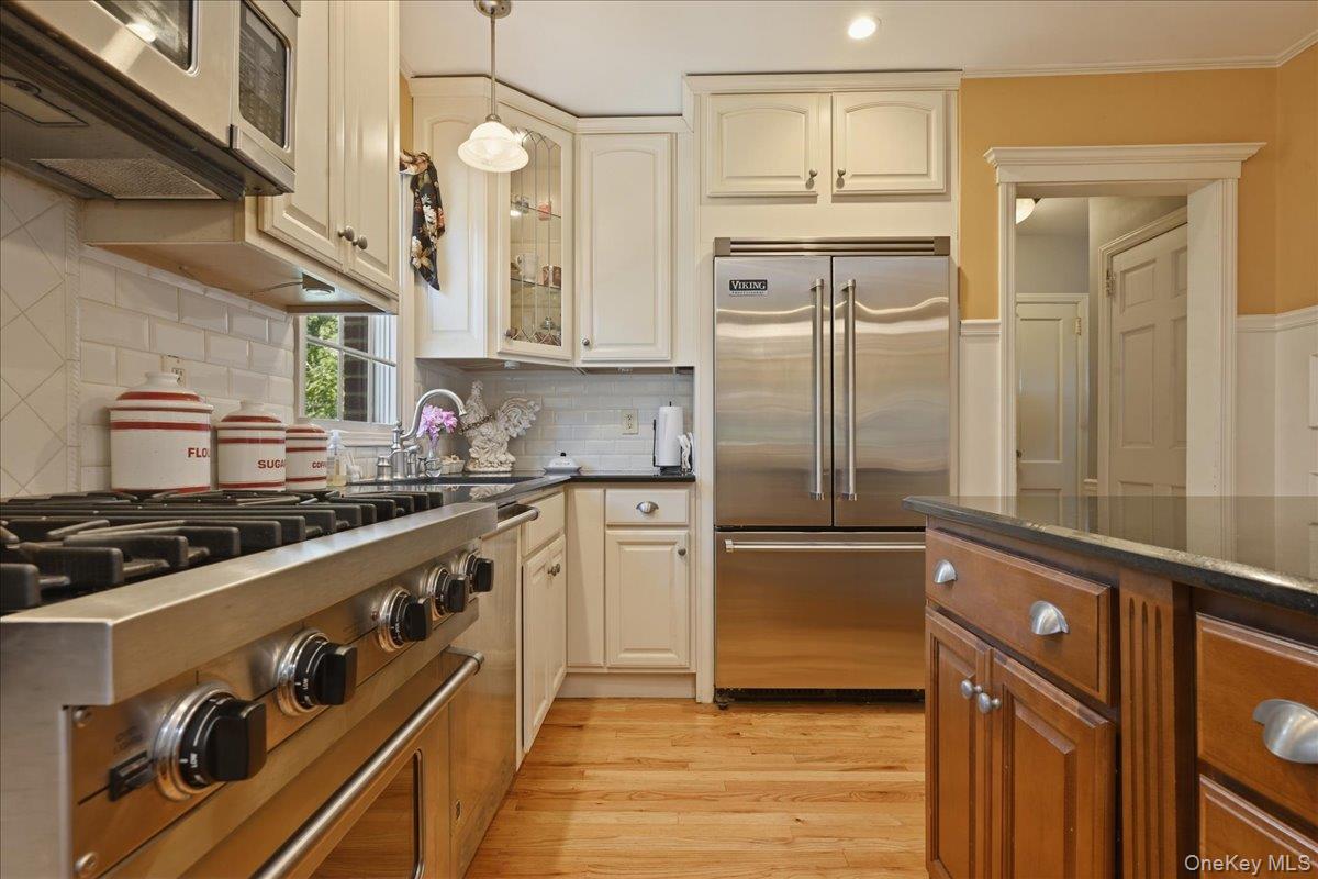 656 5th Avenue Property Photo 13
