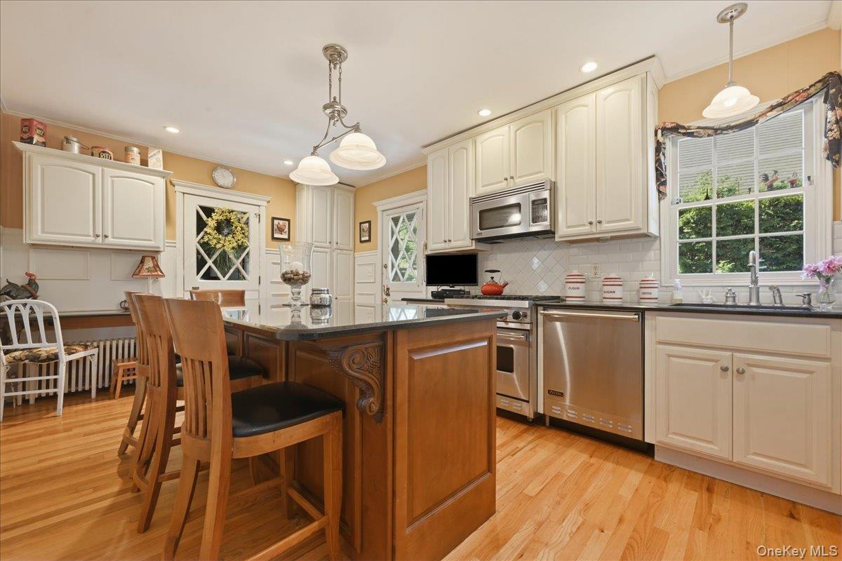 656 5th Avenue Property Photo 14