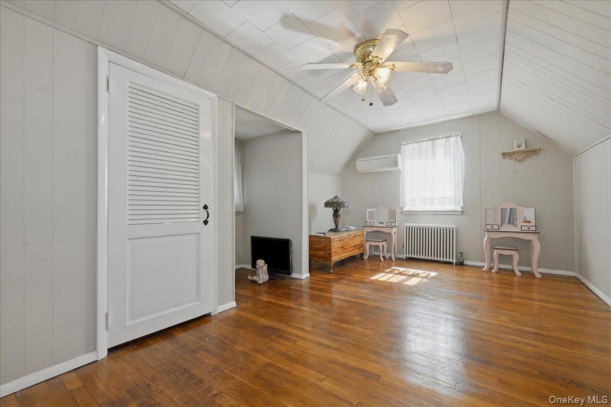 656 5th Avenue Property Photo 19