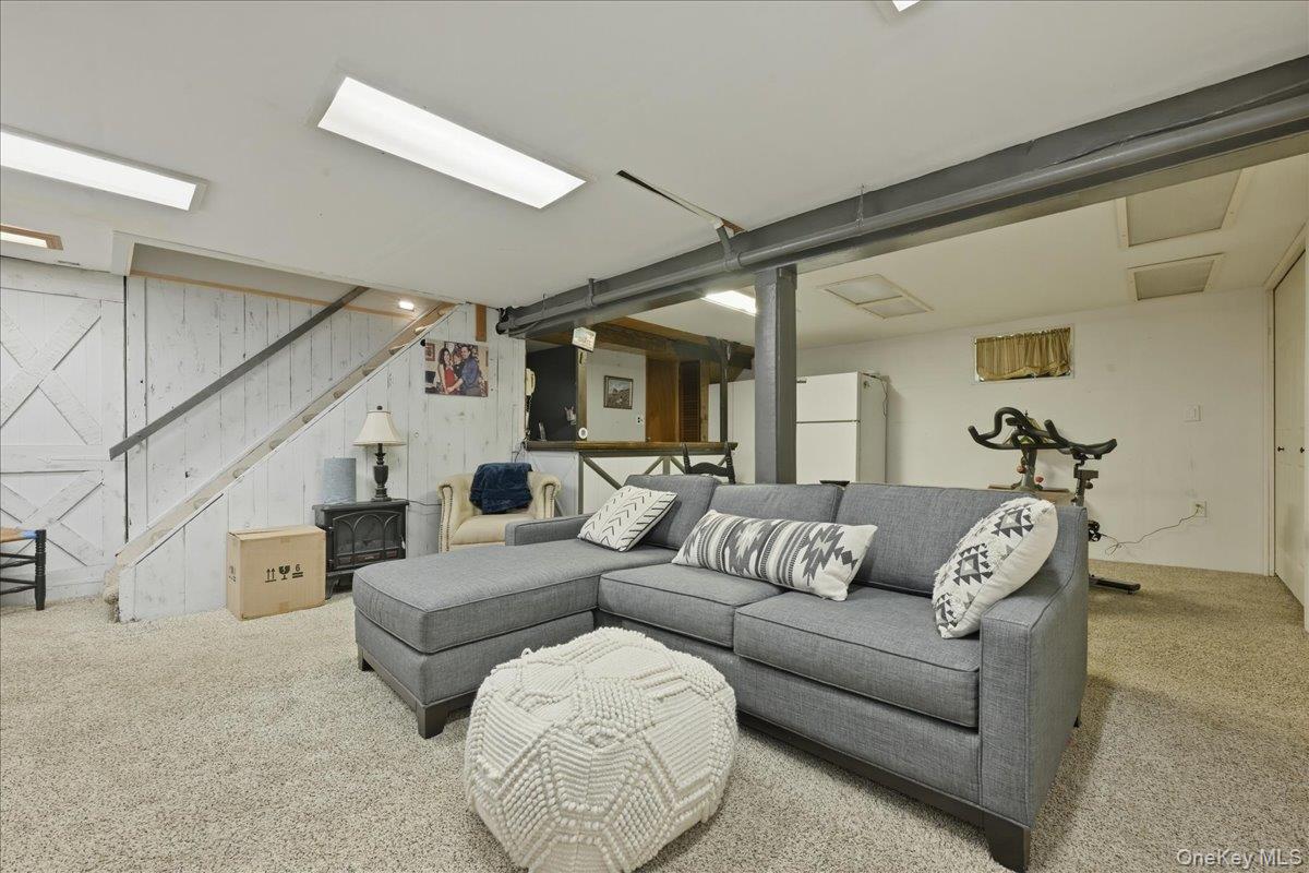 656 5th Avenue Property Photo 22