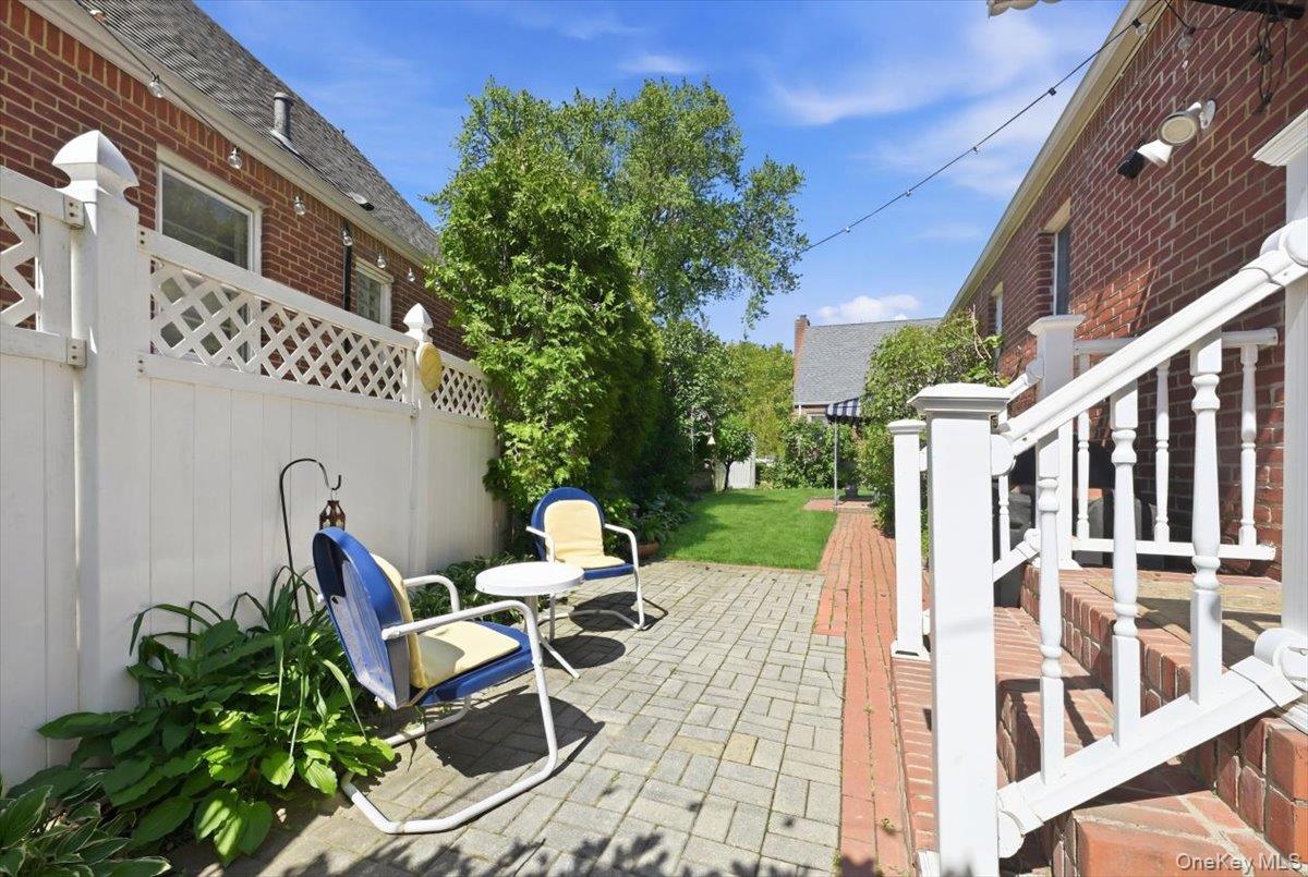656 5th Avenue Property Photo 23