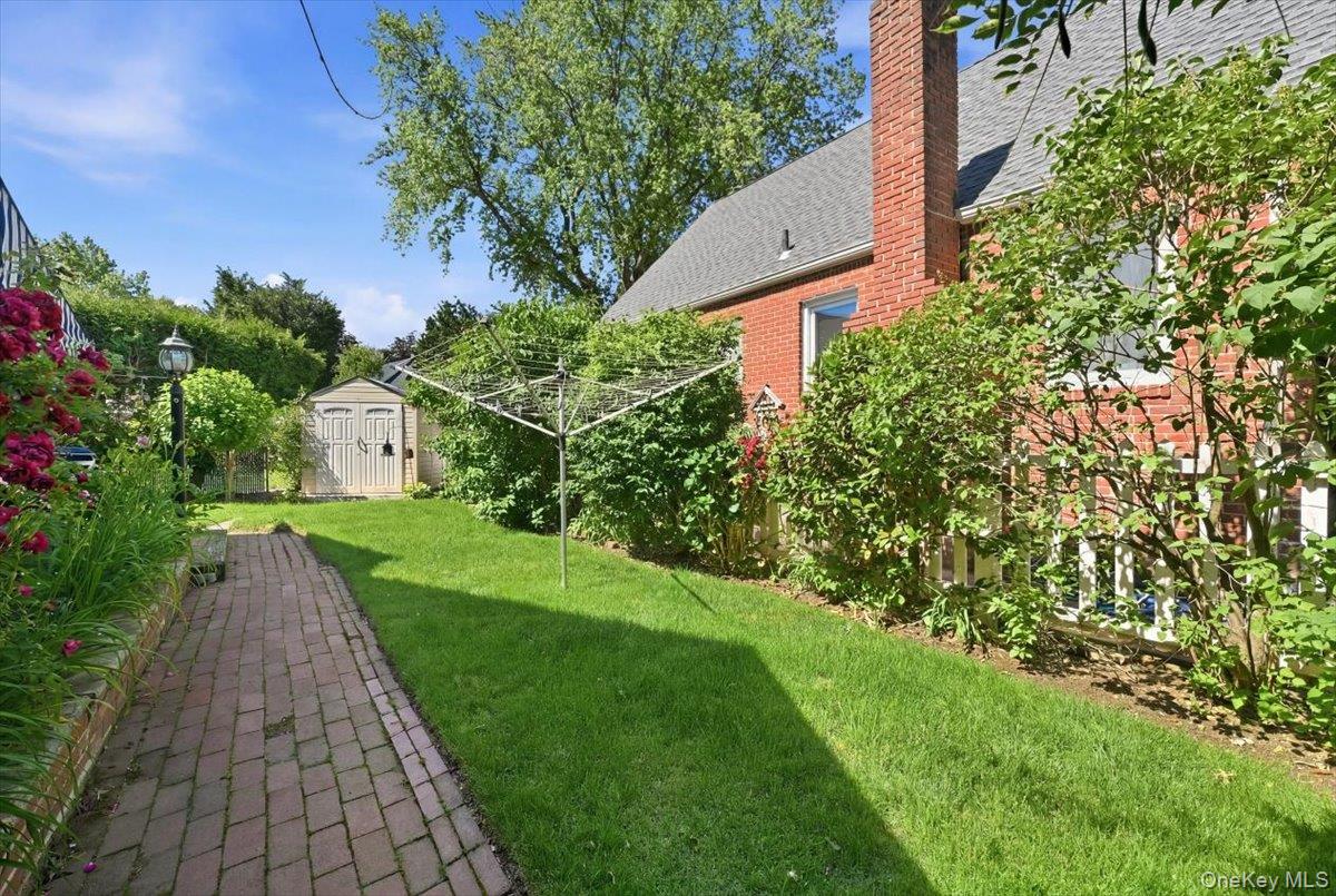 656 5th Avenue Property Photo 25