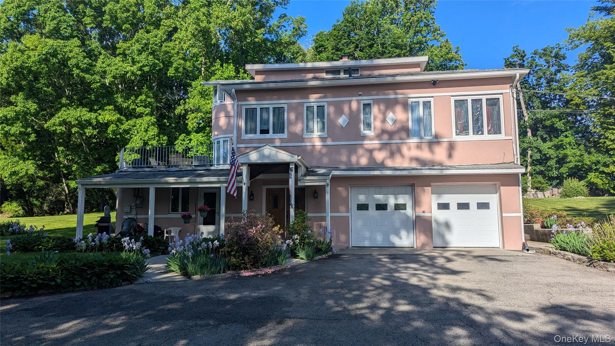 11 Dyckman Drive Property Photo 1