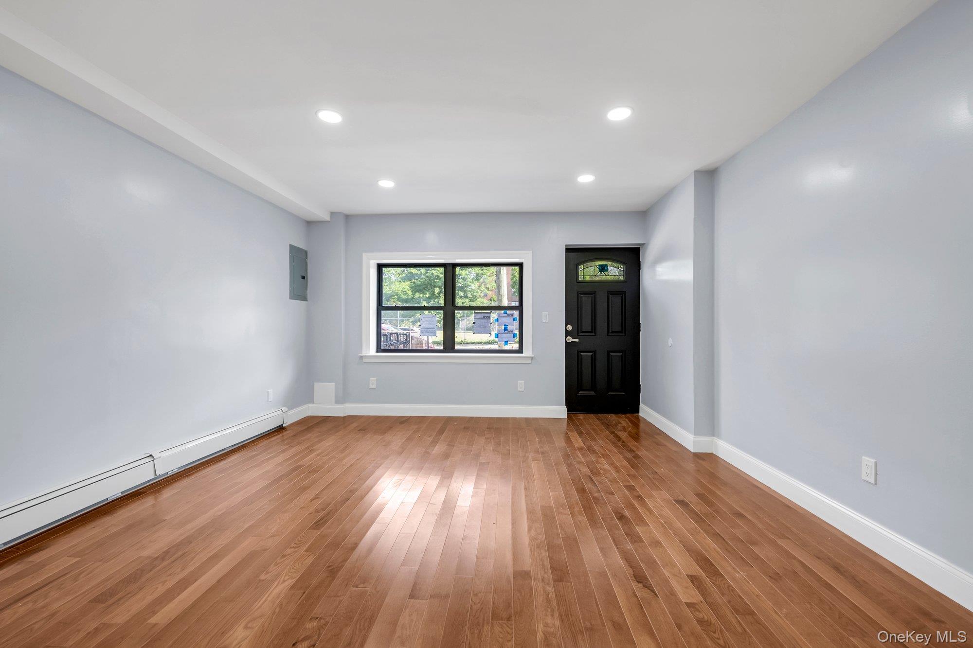 2114 Lacombe Avenue Property Photo 2