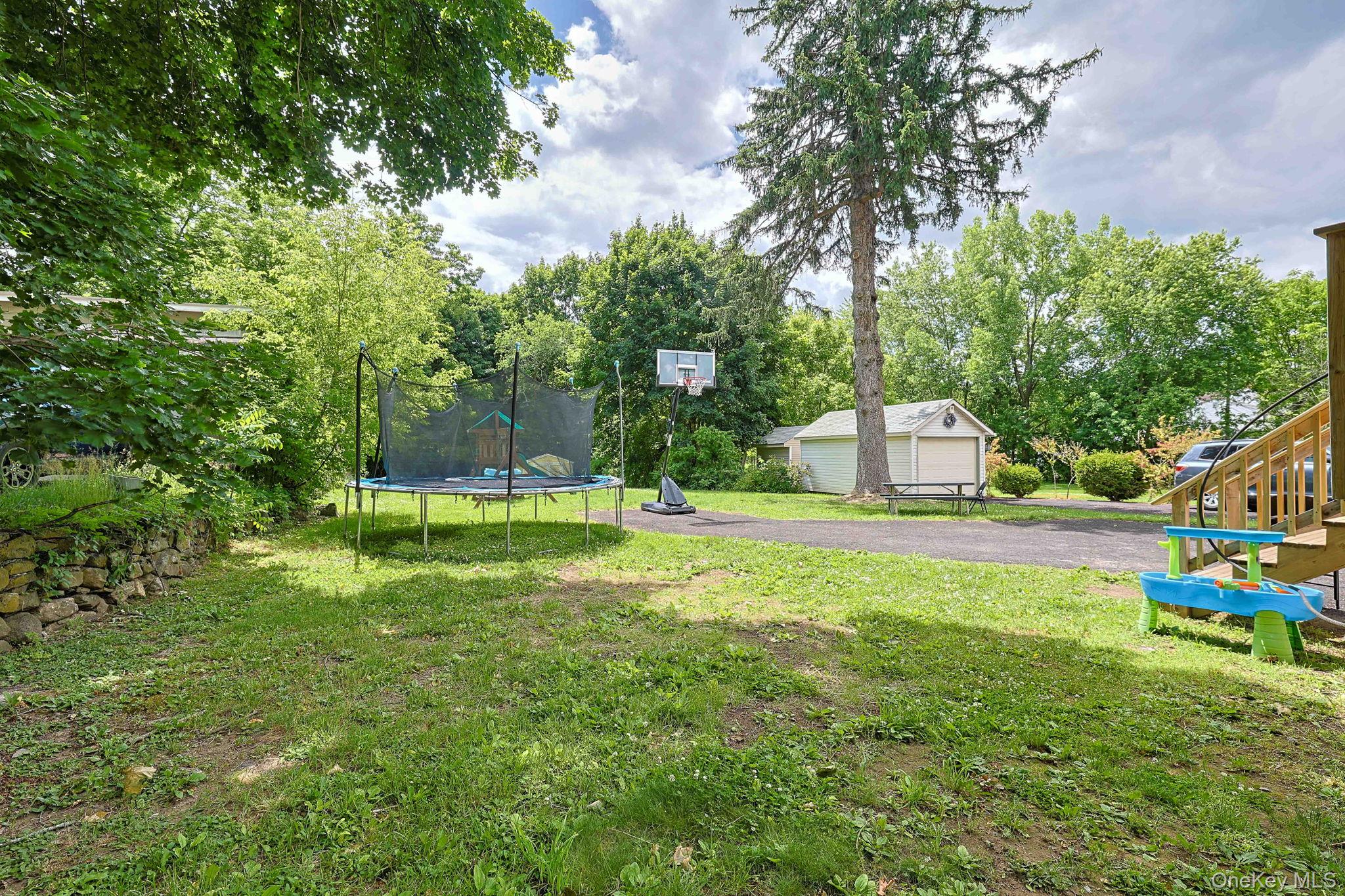 22 Valley Avenue Property Photo 26