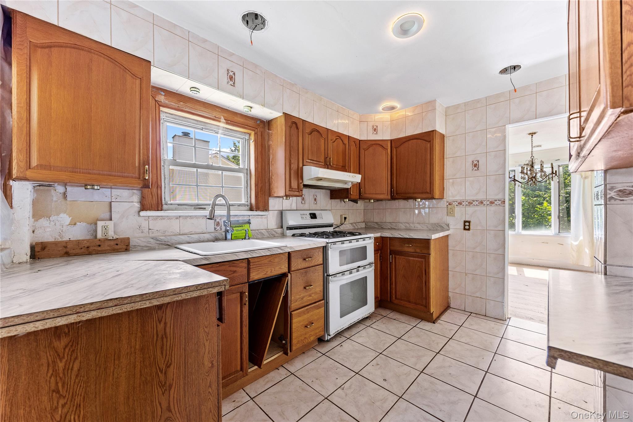 17 Midland Avenue Property Photo 7