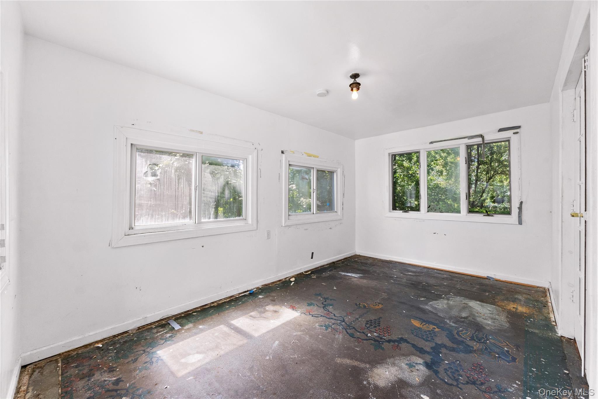 17 Midland Avenue Property Photo 9