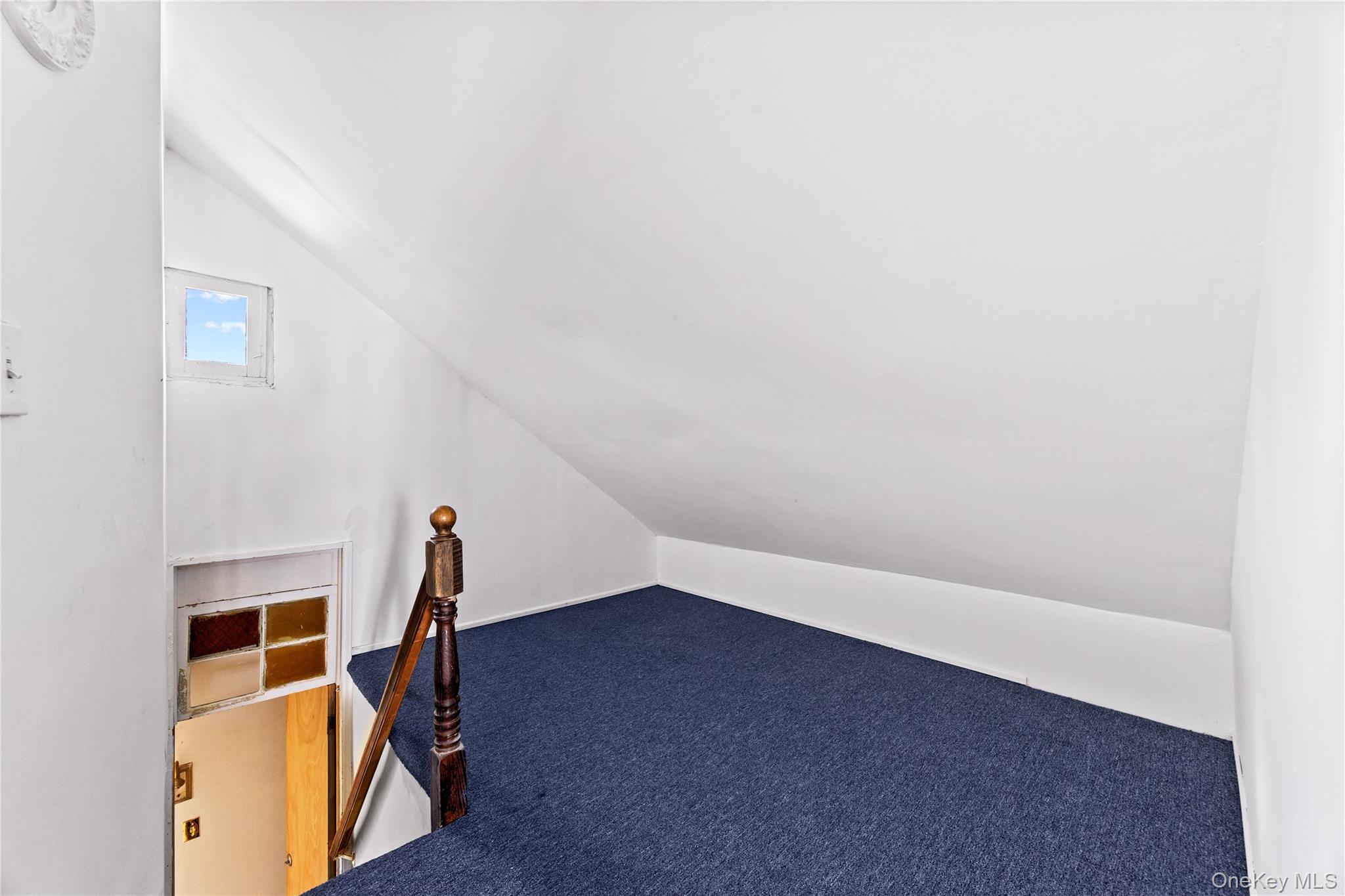 17 Midland Avenue Property Photo 17