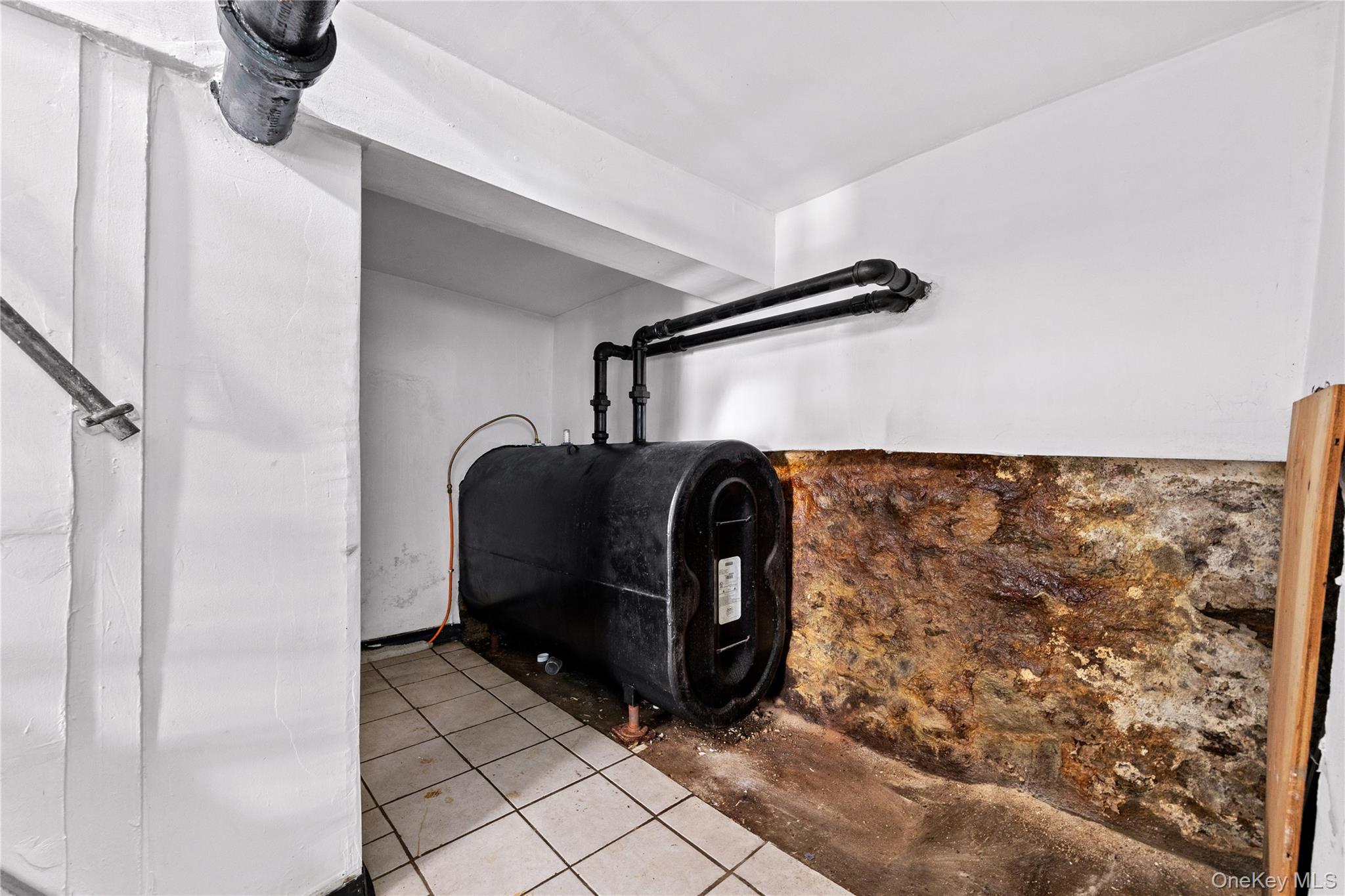17 Midland Avenue Property Photo 25