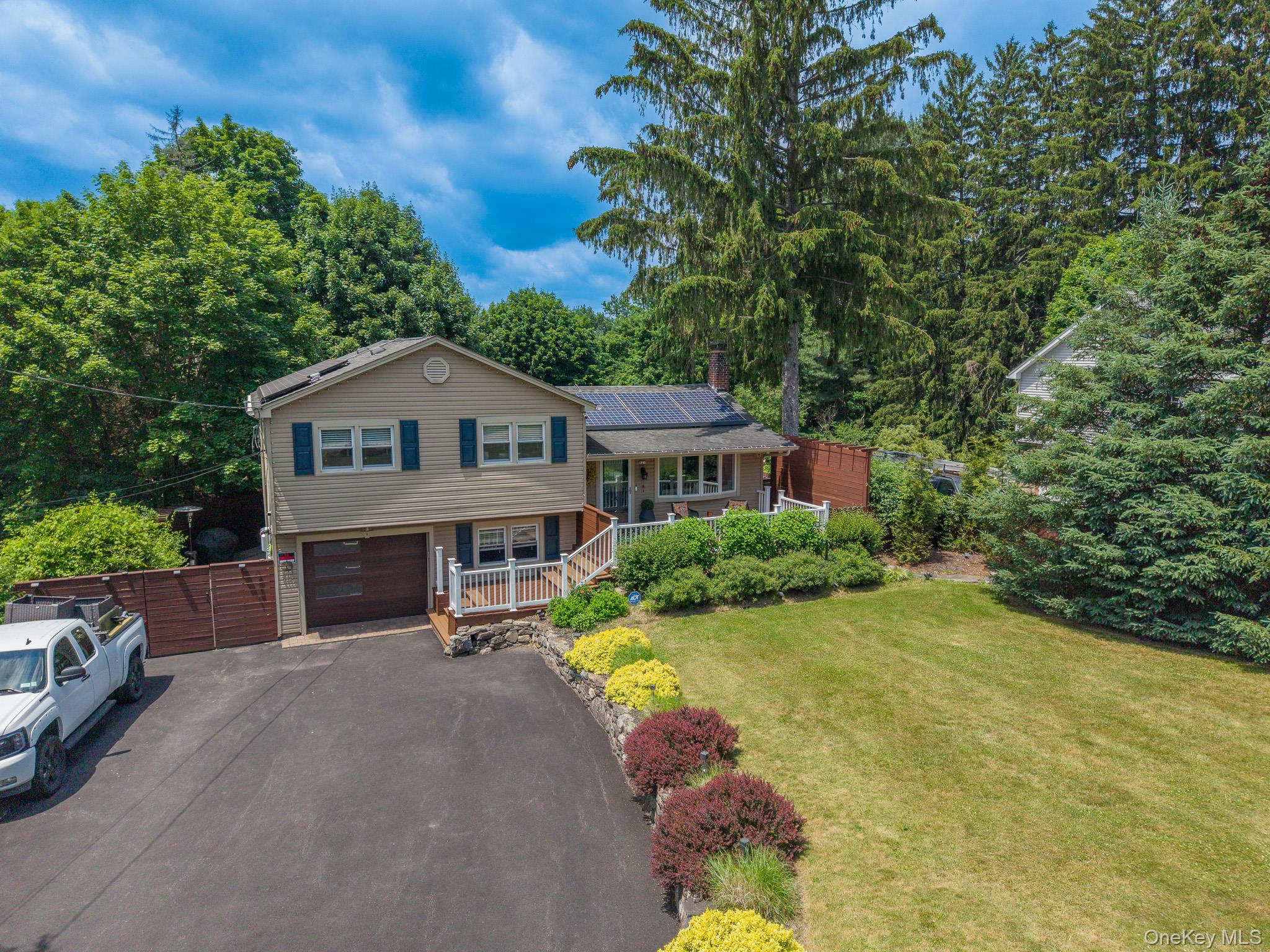 621 Stage Road Property Photo 1