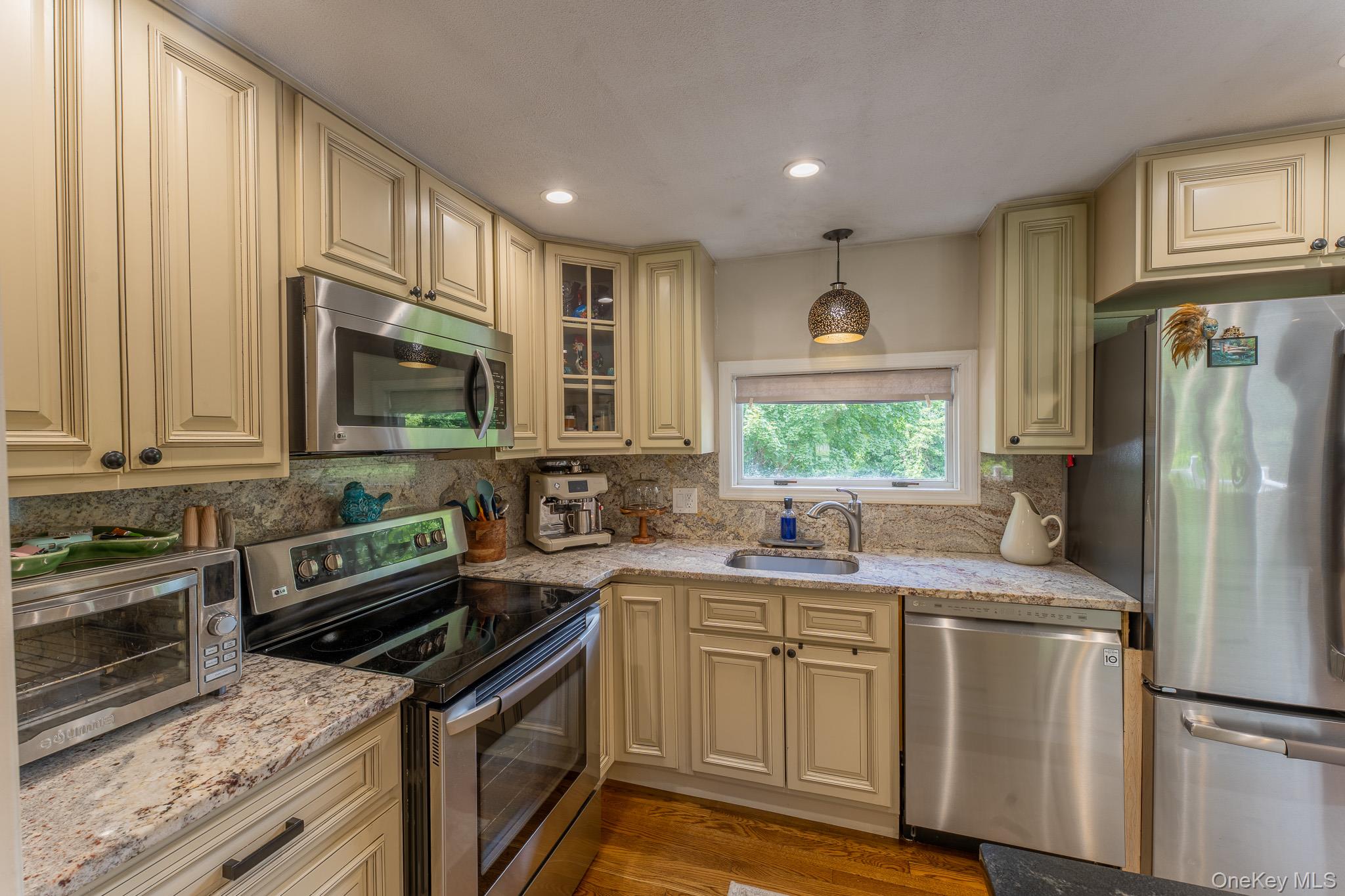 621 Stage Road Property Photo 9