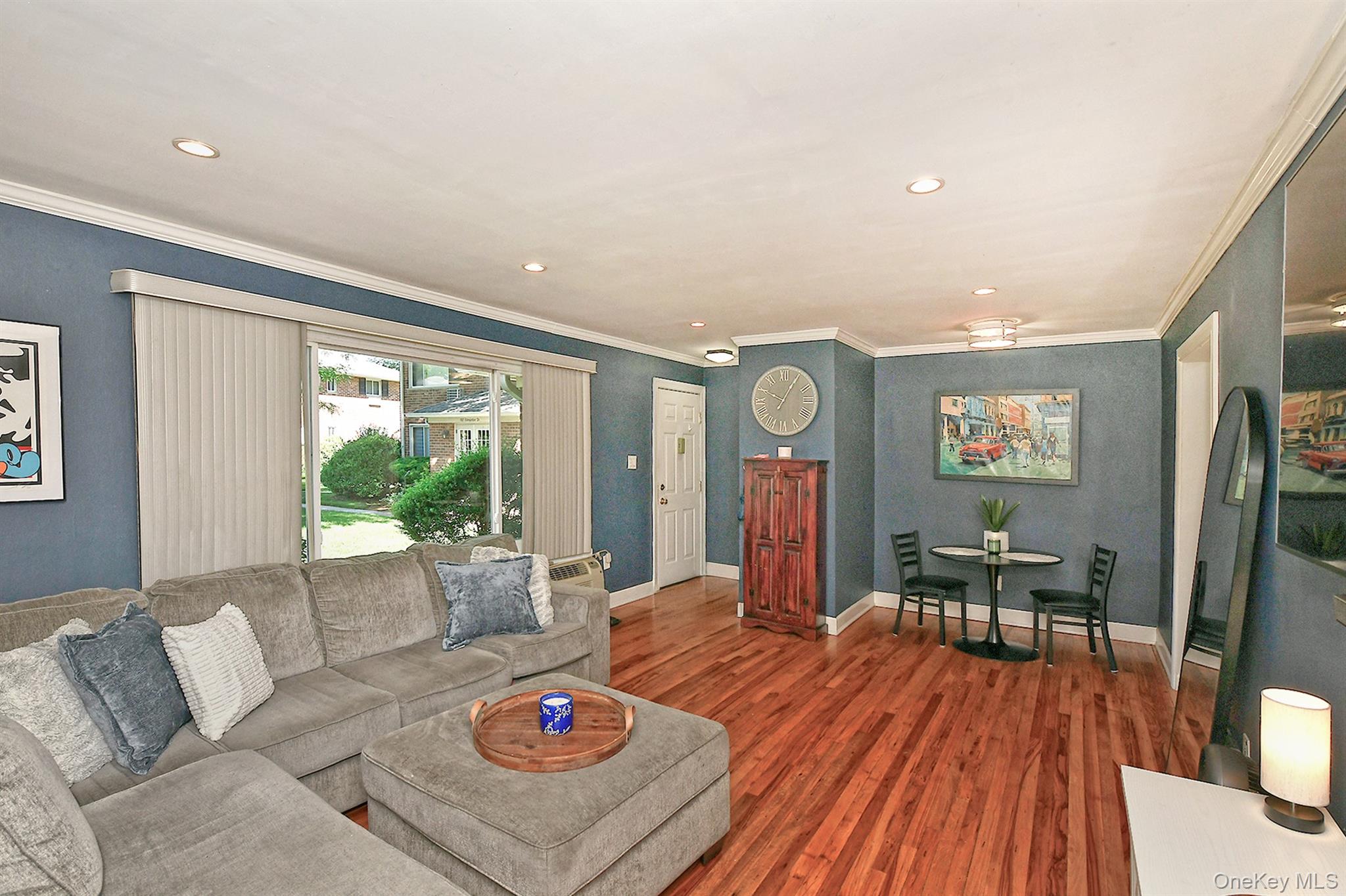 172 Edmunton Drive D9 Property Photo 6