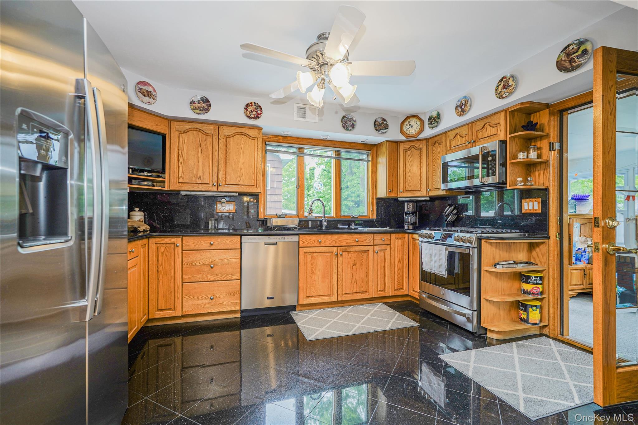 163 Bennett Avenue Property Photo 13