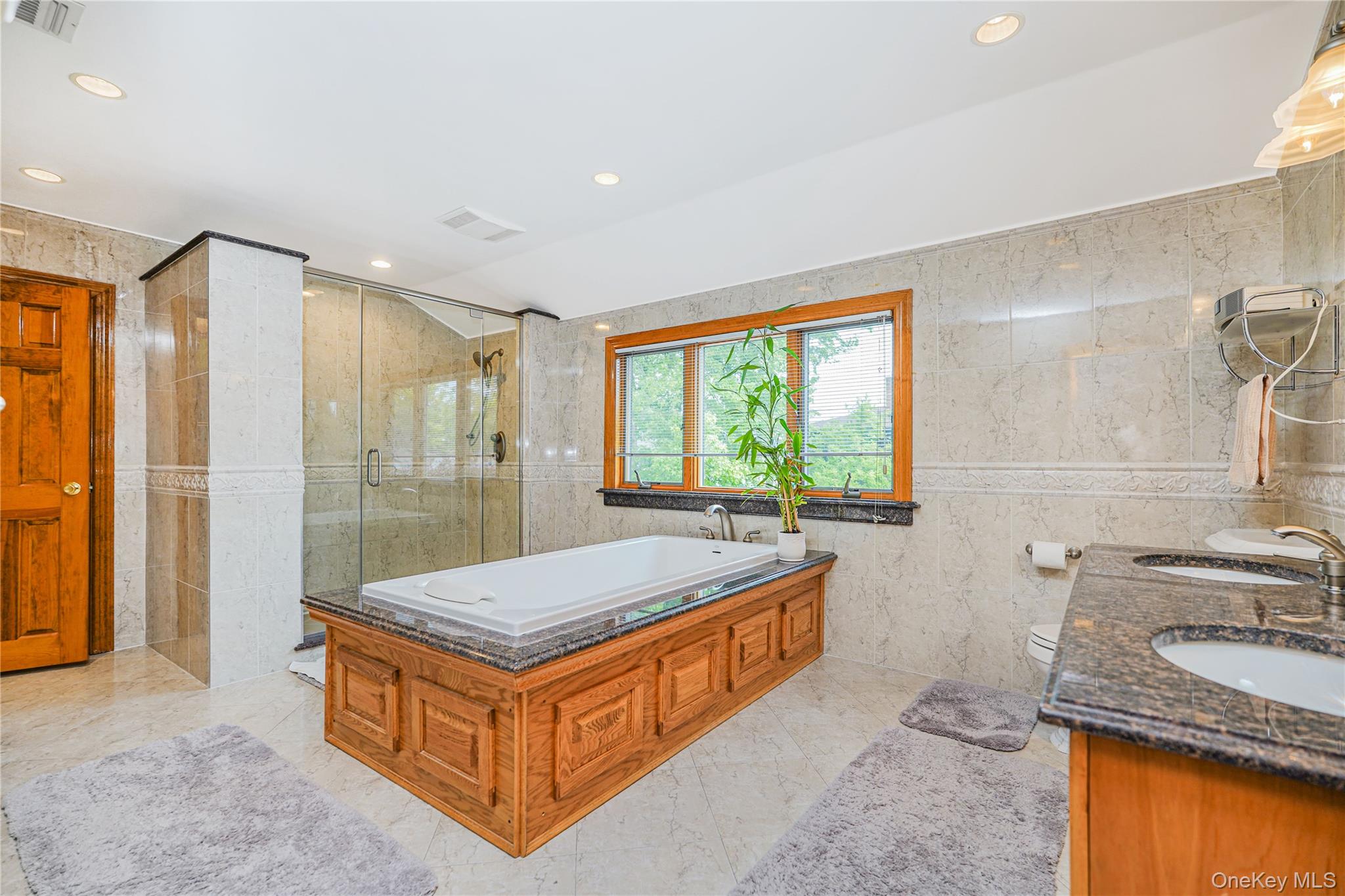 163 Bennett Avenue Property Photo 21