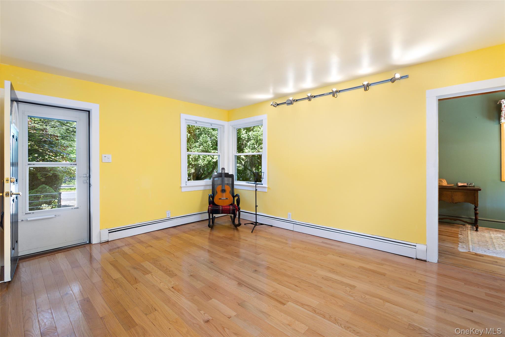 3206 Hollywood Street Property Photo 9