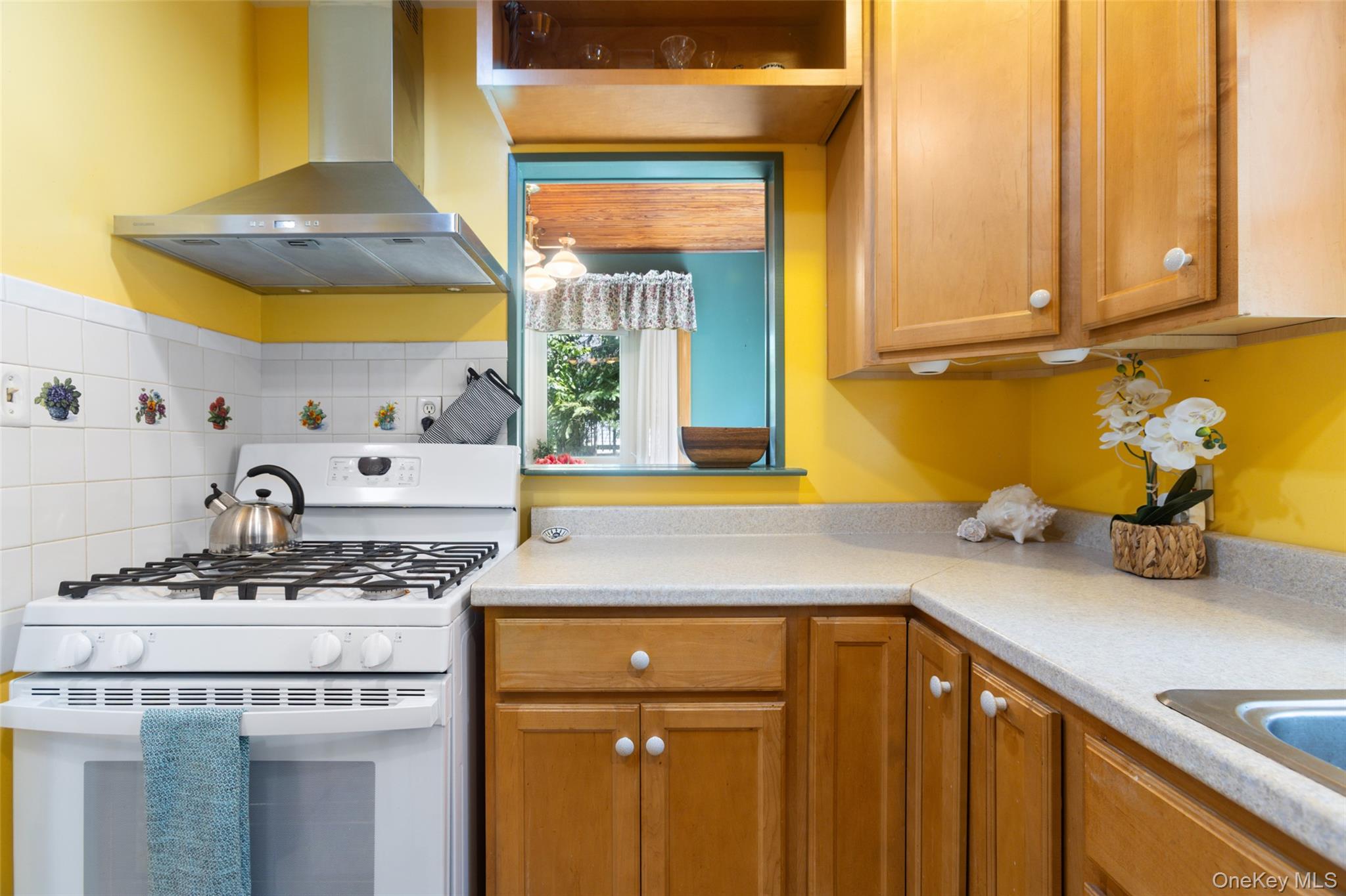 3206 Hollywood Street Property Photo 15