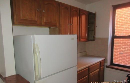 3231 Barker Avenue 2c Property Photo 5